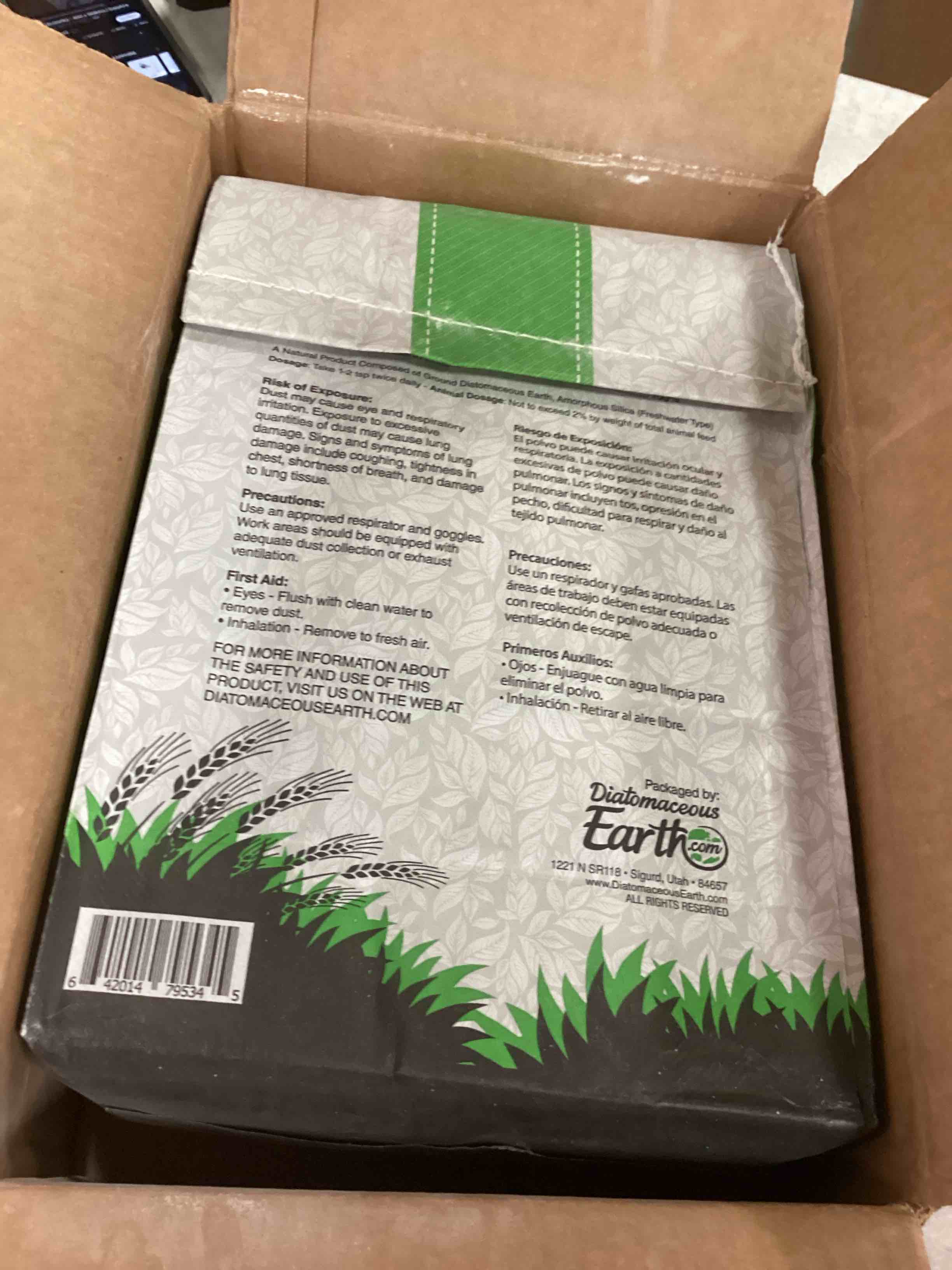 https://s3.amazonaws.com/lotting-images-prod/bidfta/RED6673286_1722616923333.jpeg