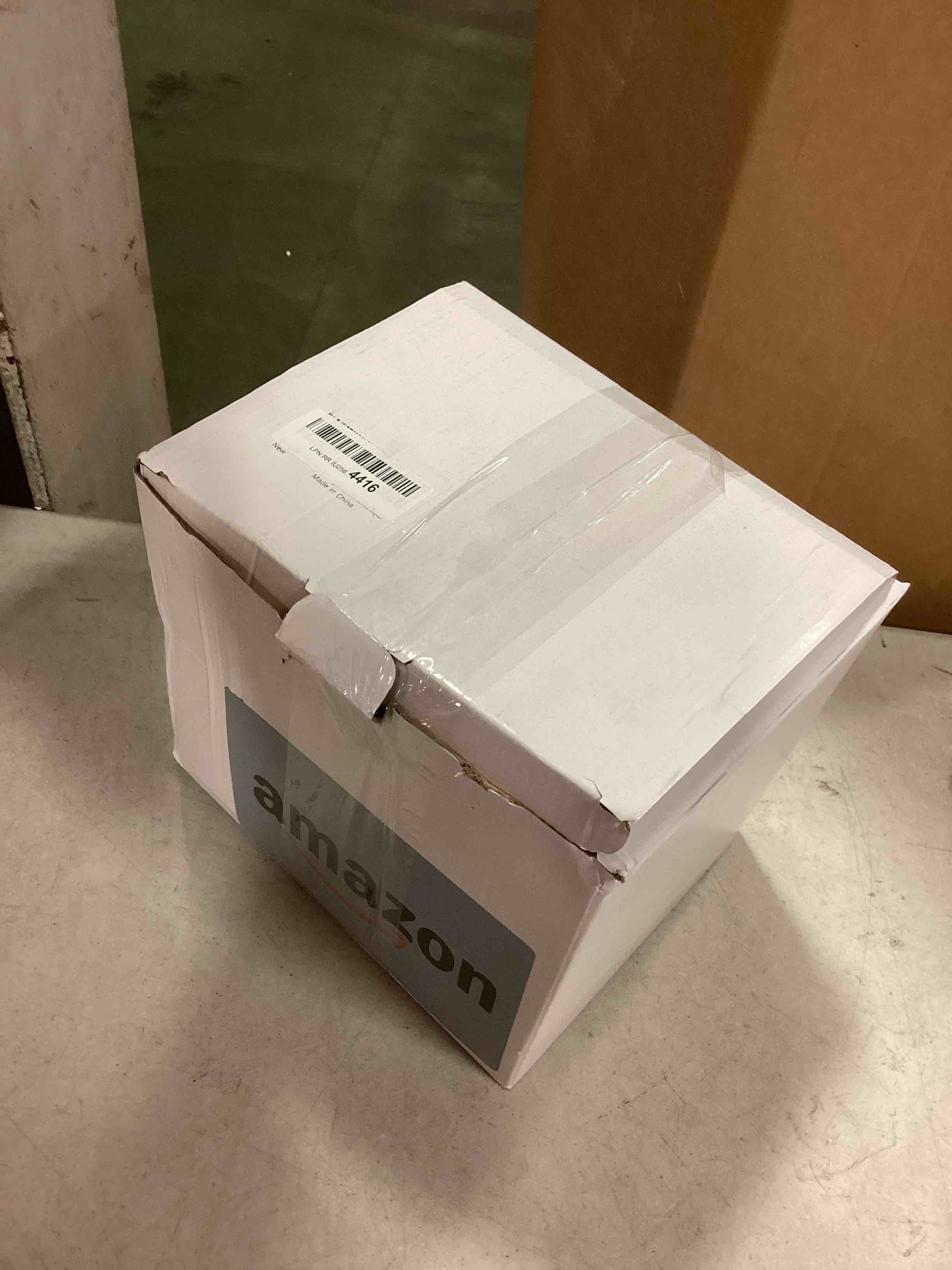 https://s3.amazonaws.com/lotting-images-prod/bidfta/RED6673300_1722617760777.jpeg