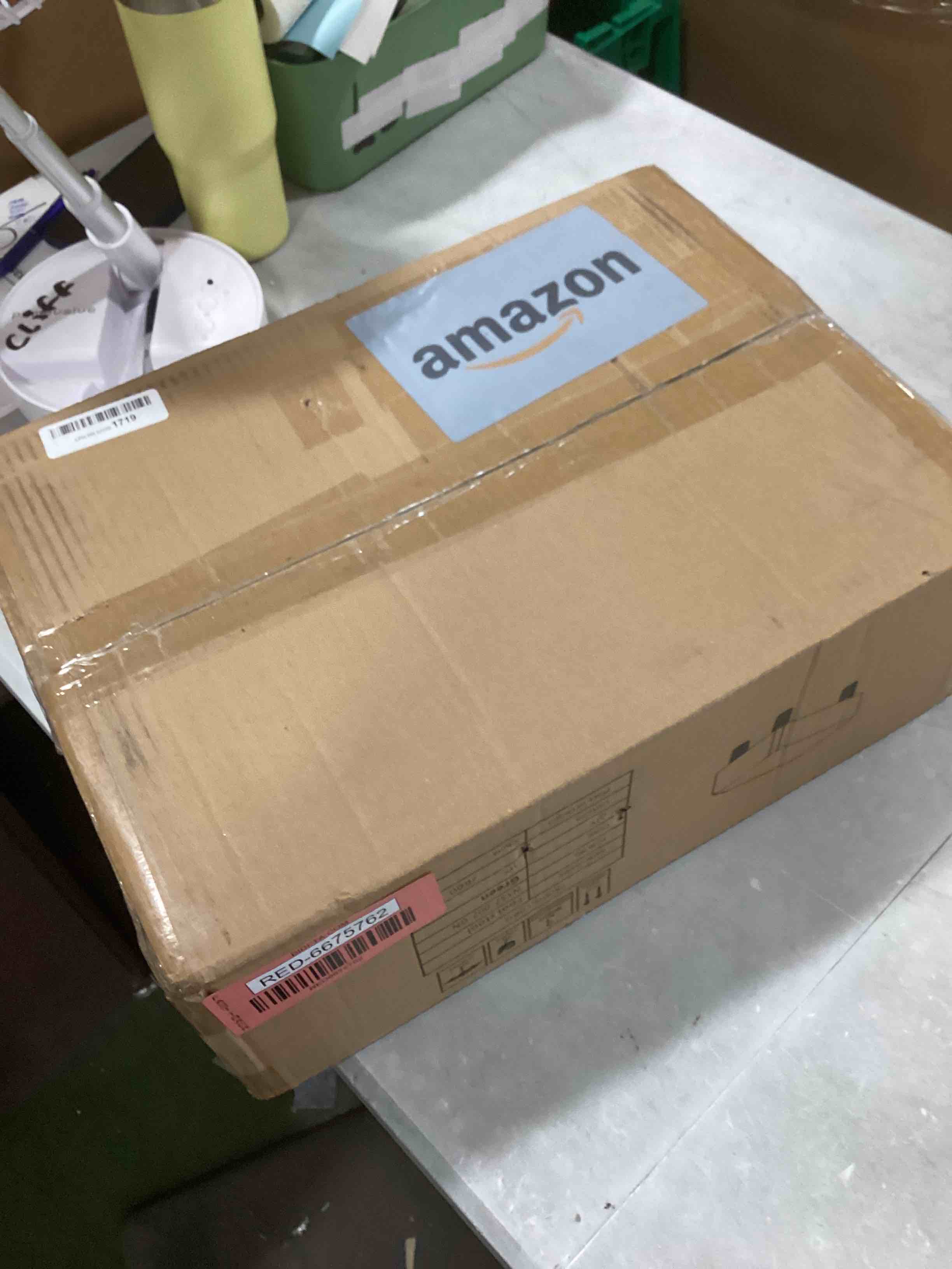 https://s3.amazonaws.com/lotting-images-prod/bidfta/RED6675762_1722360243087.jpeg
