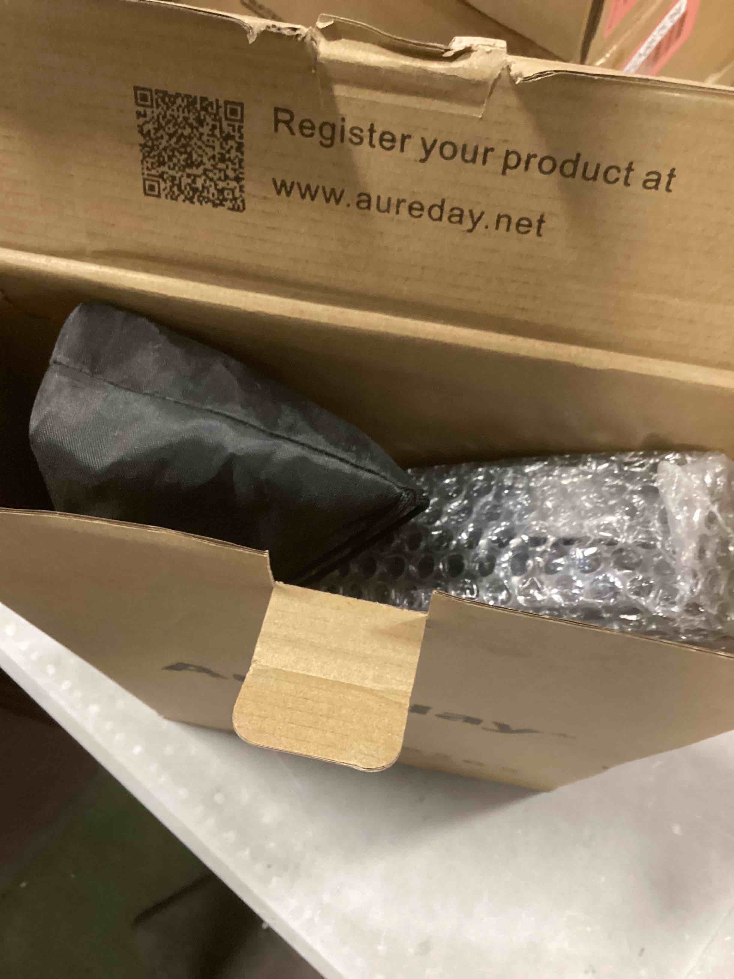 https://s3.amazonaws.com/lotting-images-prod/bidfta/RED6675766_1722360151641.jpeg