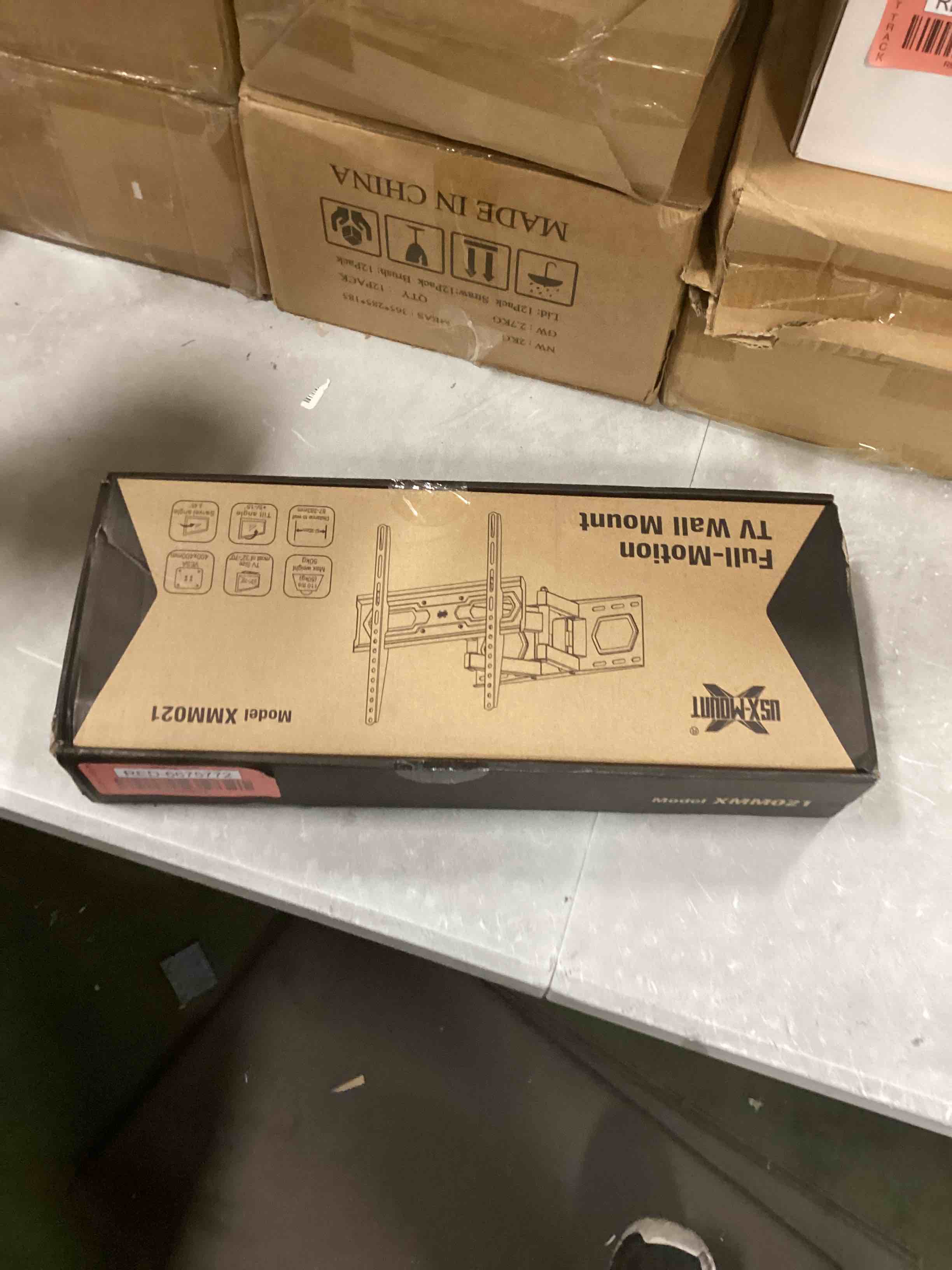 https://s3.amazonaws.com/lotting-images-prod/bidfta/RED6675772_1722359533564.jpeg