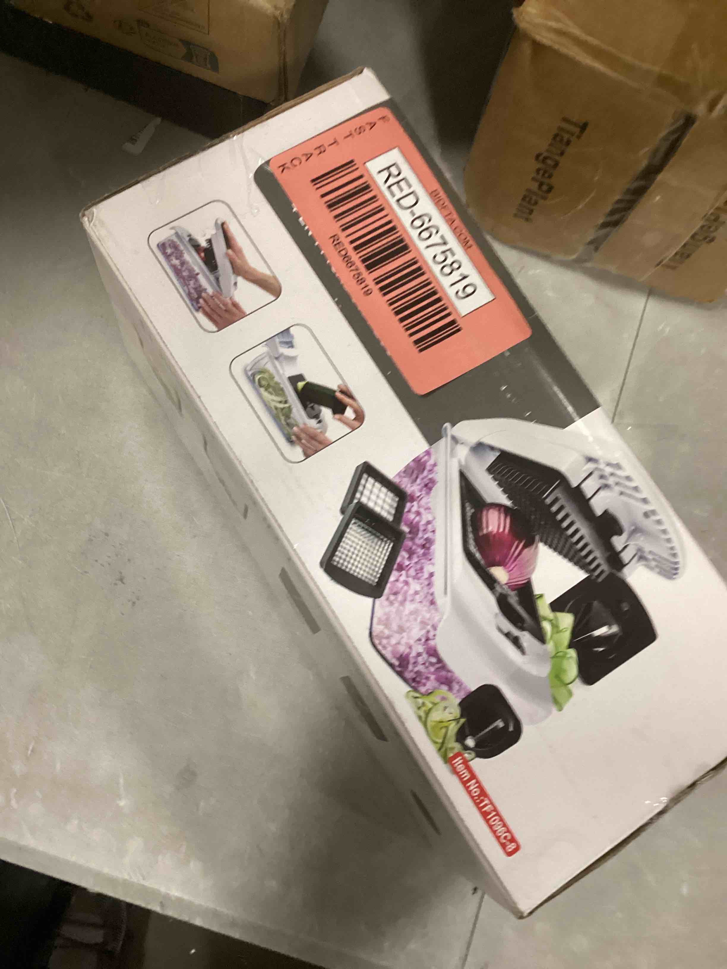 https://s3.amazonaws.com/lotting-images-prod/bidfta/RED6675819_1722361372316.jpeg