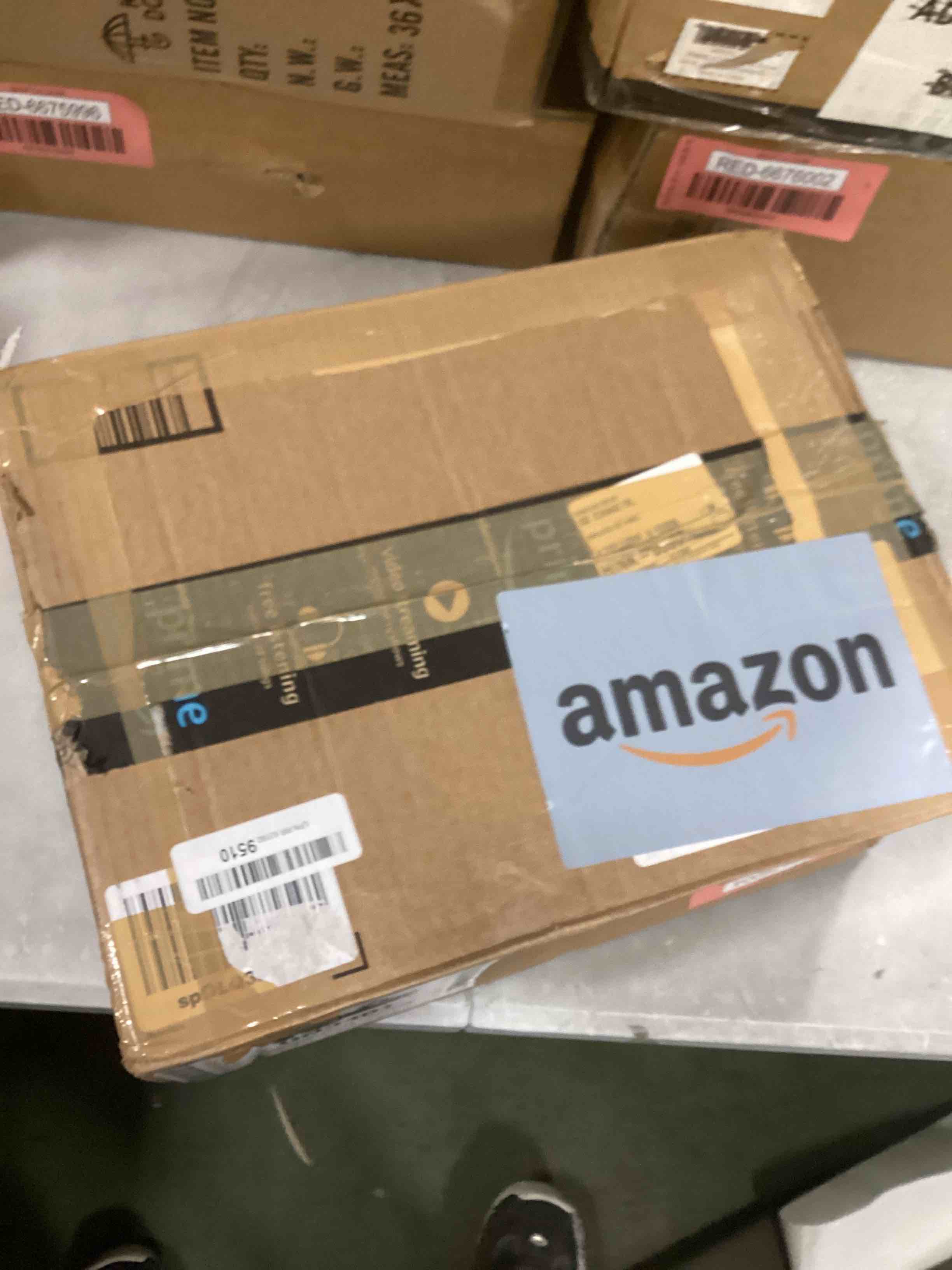 https://s3.amazonaws.com/lotting-images-prod/bidfta/RED6676004_1722438929827.jpeg
