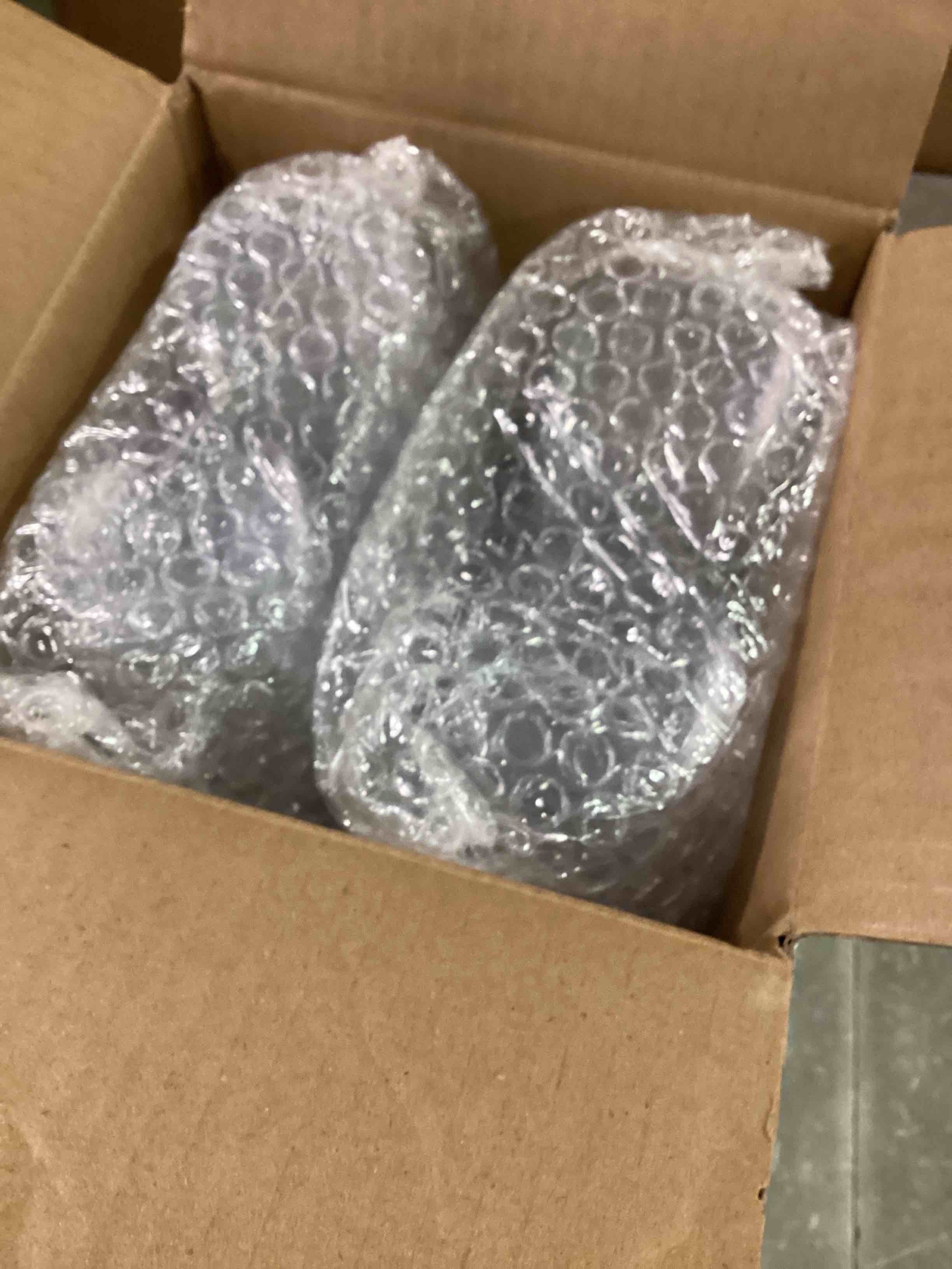 https://s3.amazonaws.com/lotting-images-prod/bidfta/RED6677092_1722451043231.jpeg