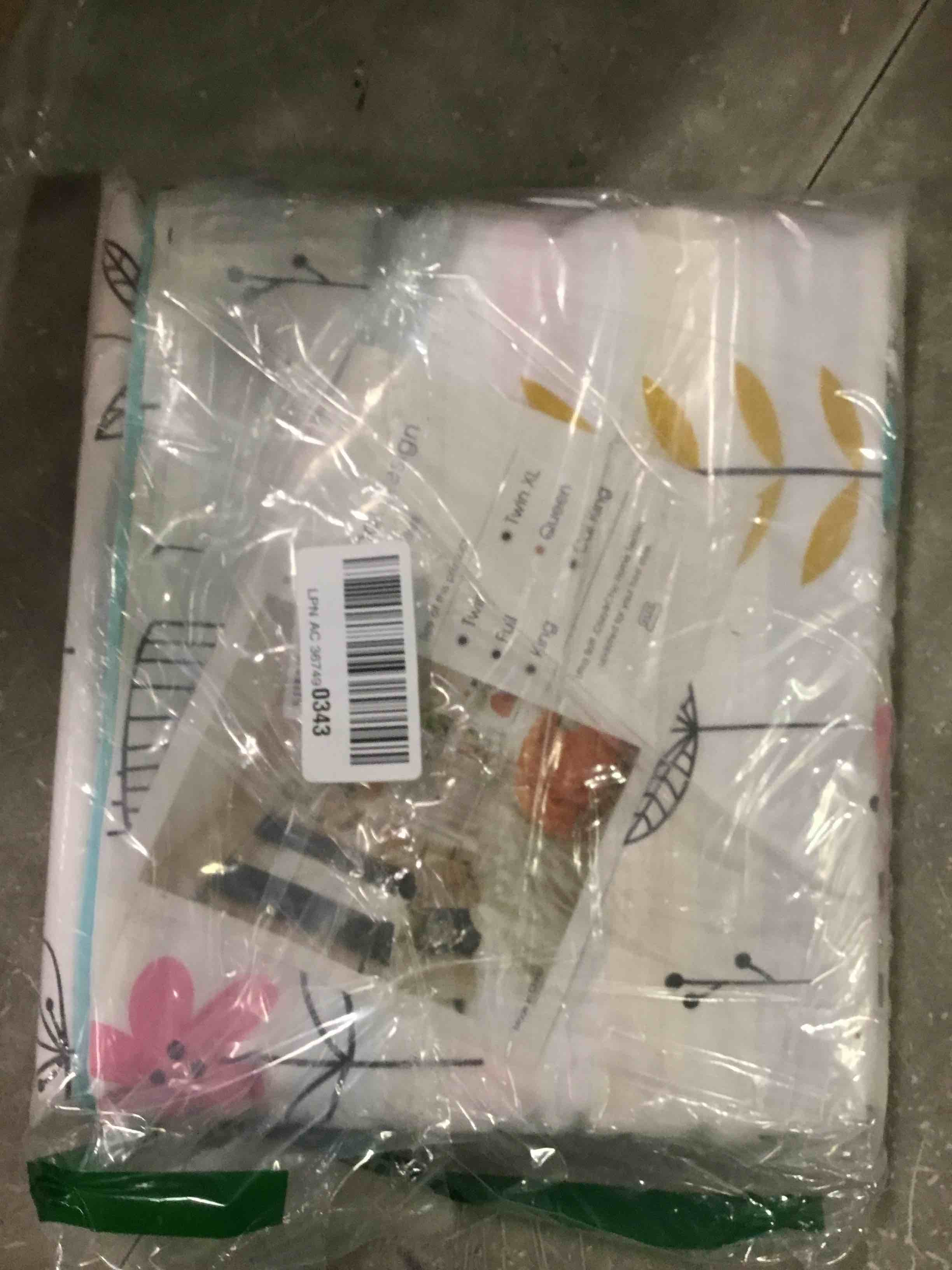 https://s3.amazonaws.com/lotting-images-prod/bidfta/RED6678124_1723119550966.jpeg