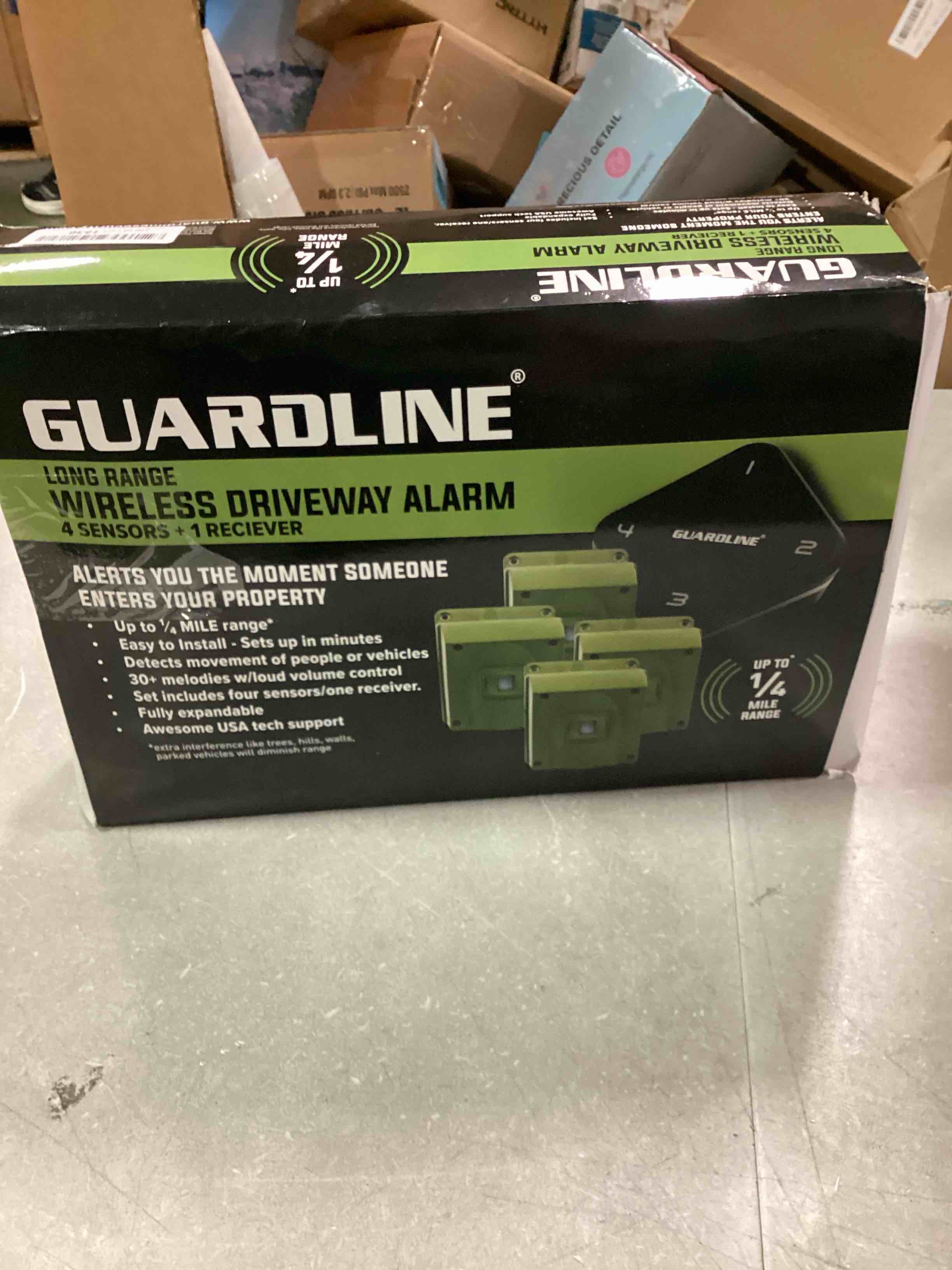 https://s3.amazonaws.com/lotting-images-prod/bidfta/RED6679060_1722514040143.jpeg