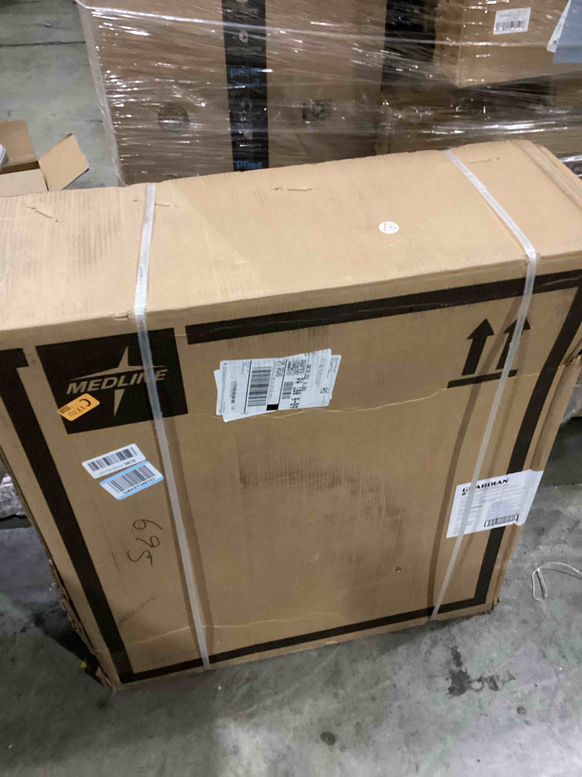 https://s3.amazonaws.com/lotting-images-prod/bidfta/RED6679949_1732724961123.jpeg