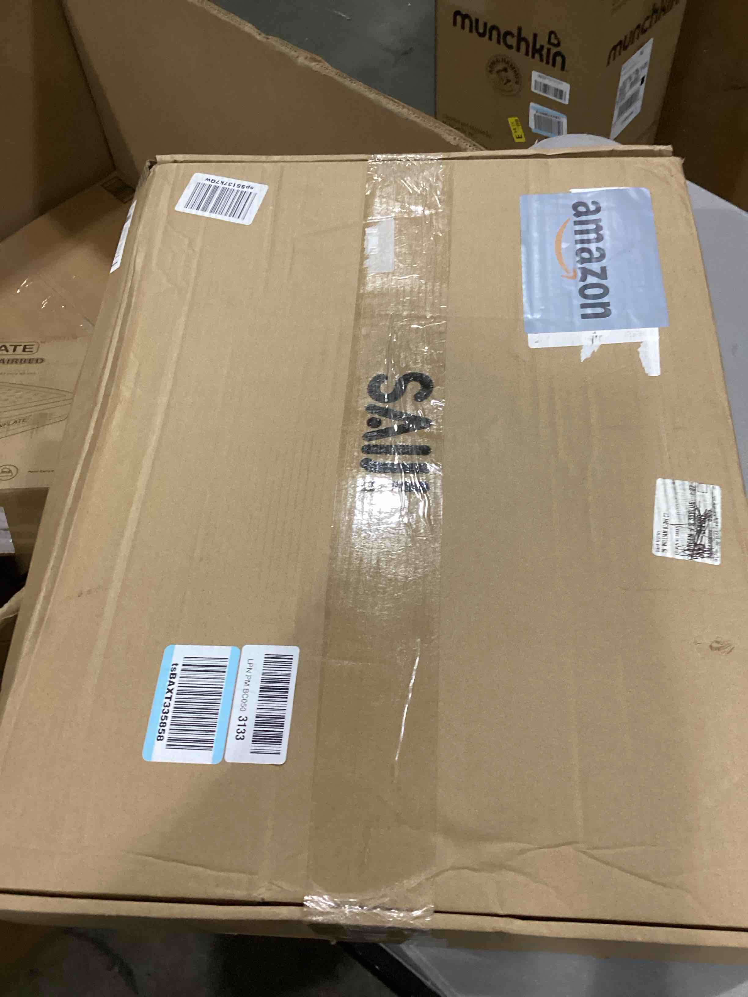 https://s3.amazonaws.com/lotting-images-prod/bidfta/RED6680018_1732738031061.jpeg