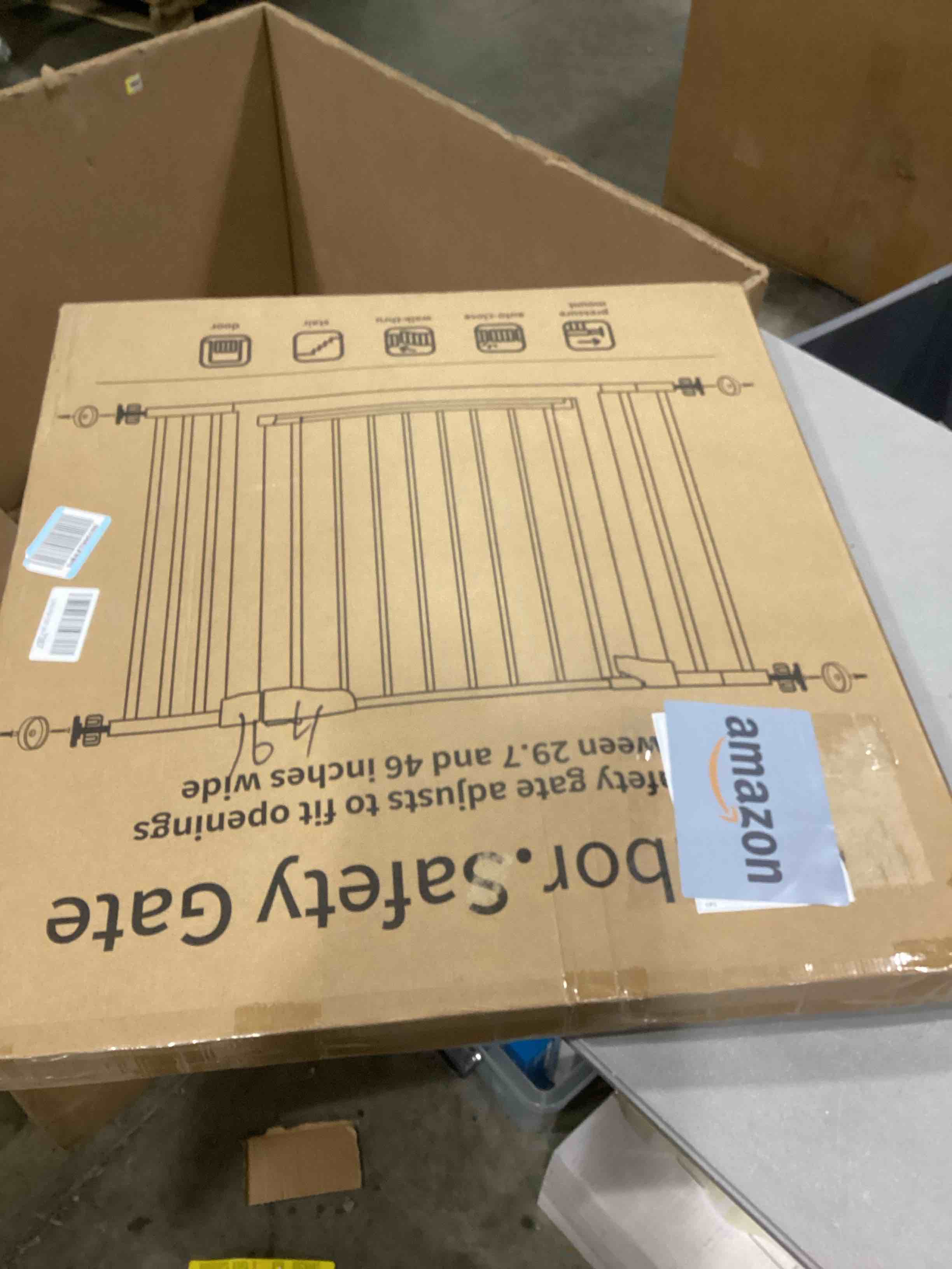 https://s3.amazonaws.com/lotting-images-prod/bidfta/RED6680159_1733168963299.jpeg