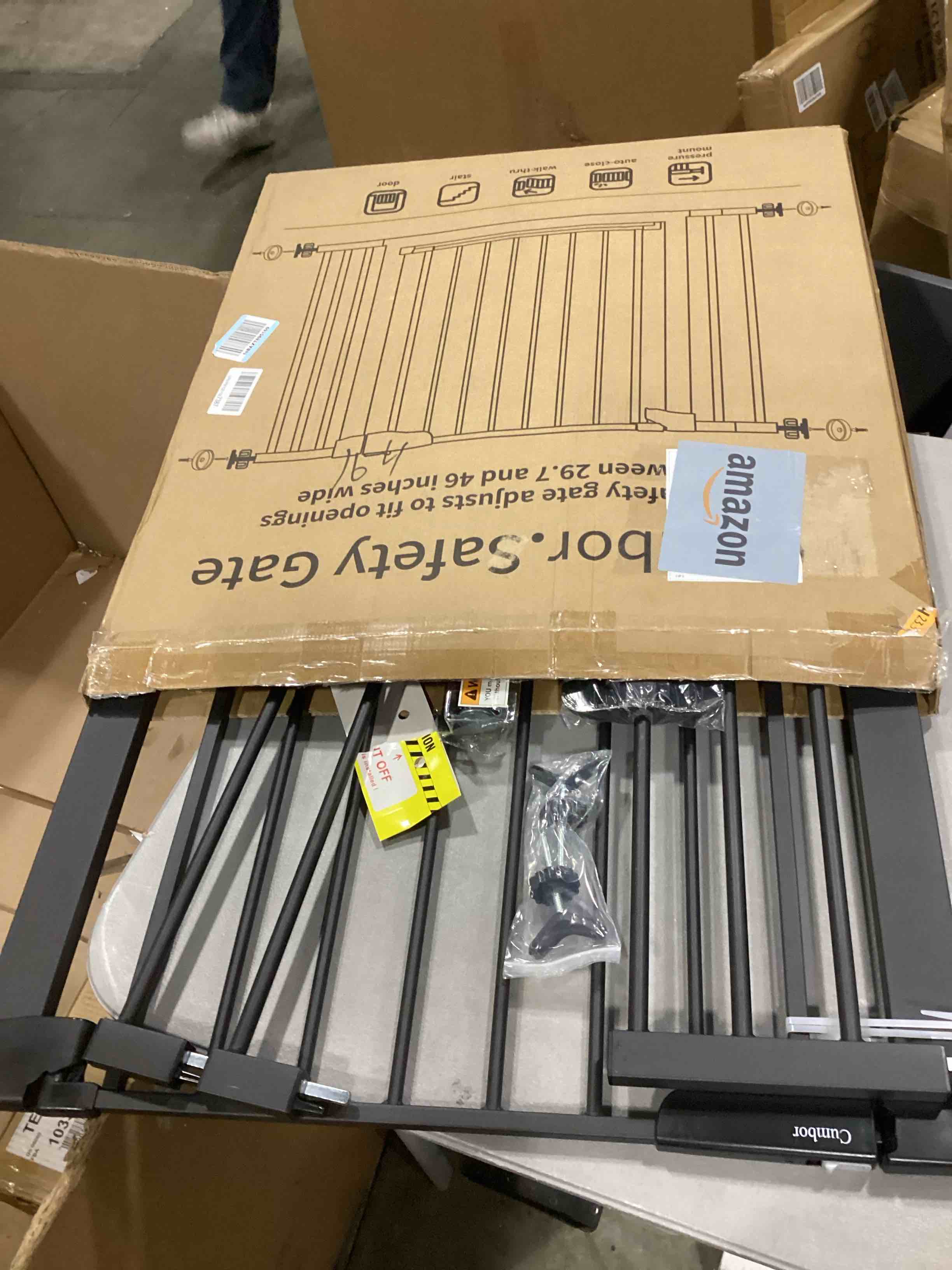https://s3.amazonaws.com/lotting-images-prod/bidfta/RED6680159_1733169056922.jpeg