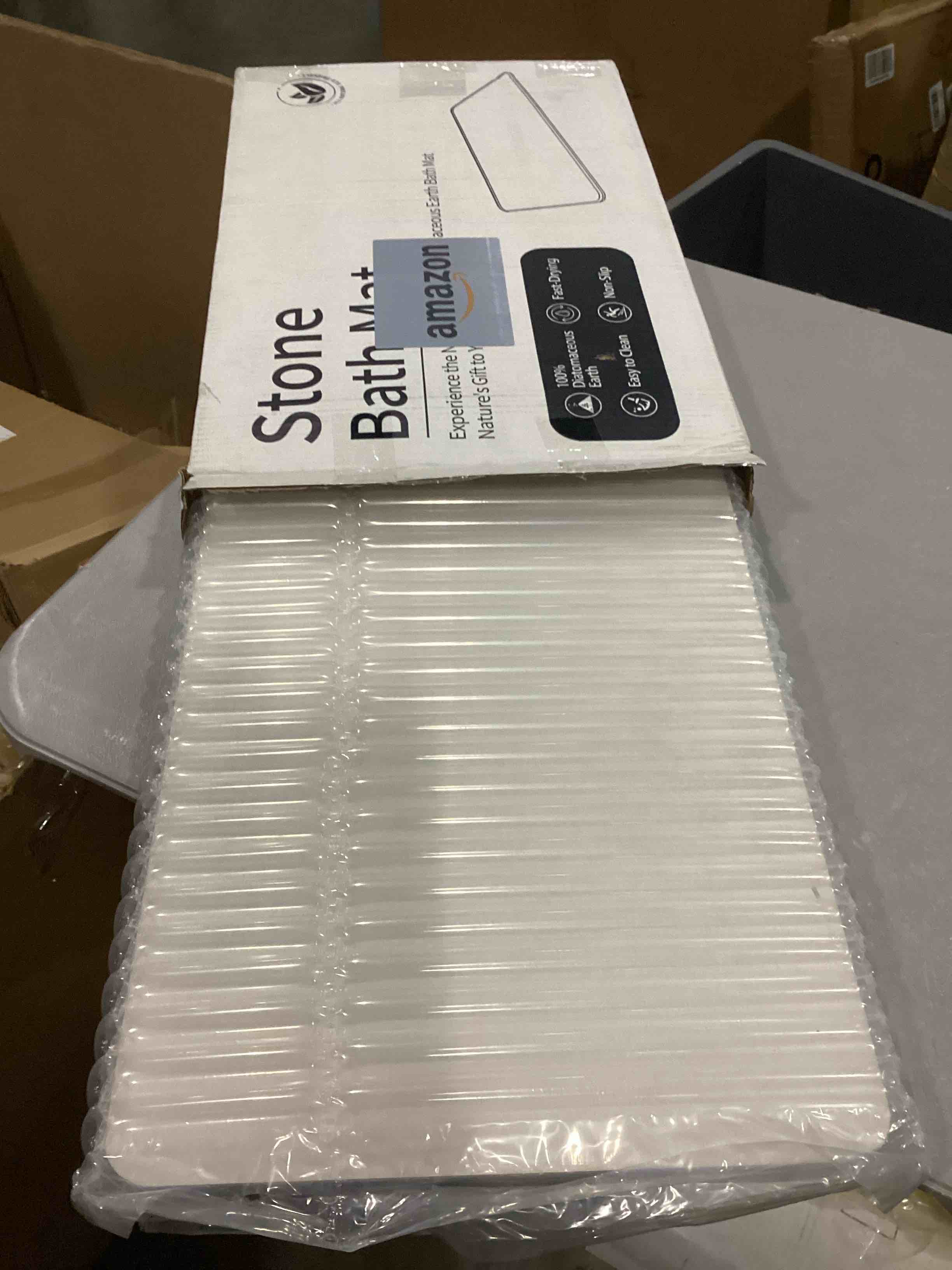 https://s3.amazonaws.com/lotting-images-prod/bidfta/RED6680168_1733170562288.jpeg