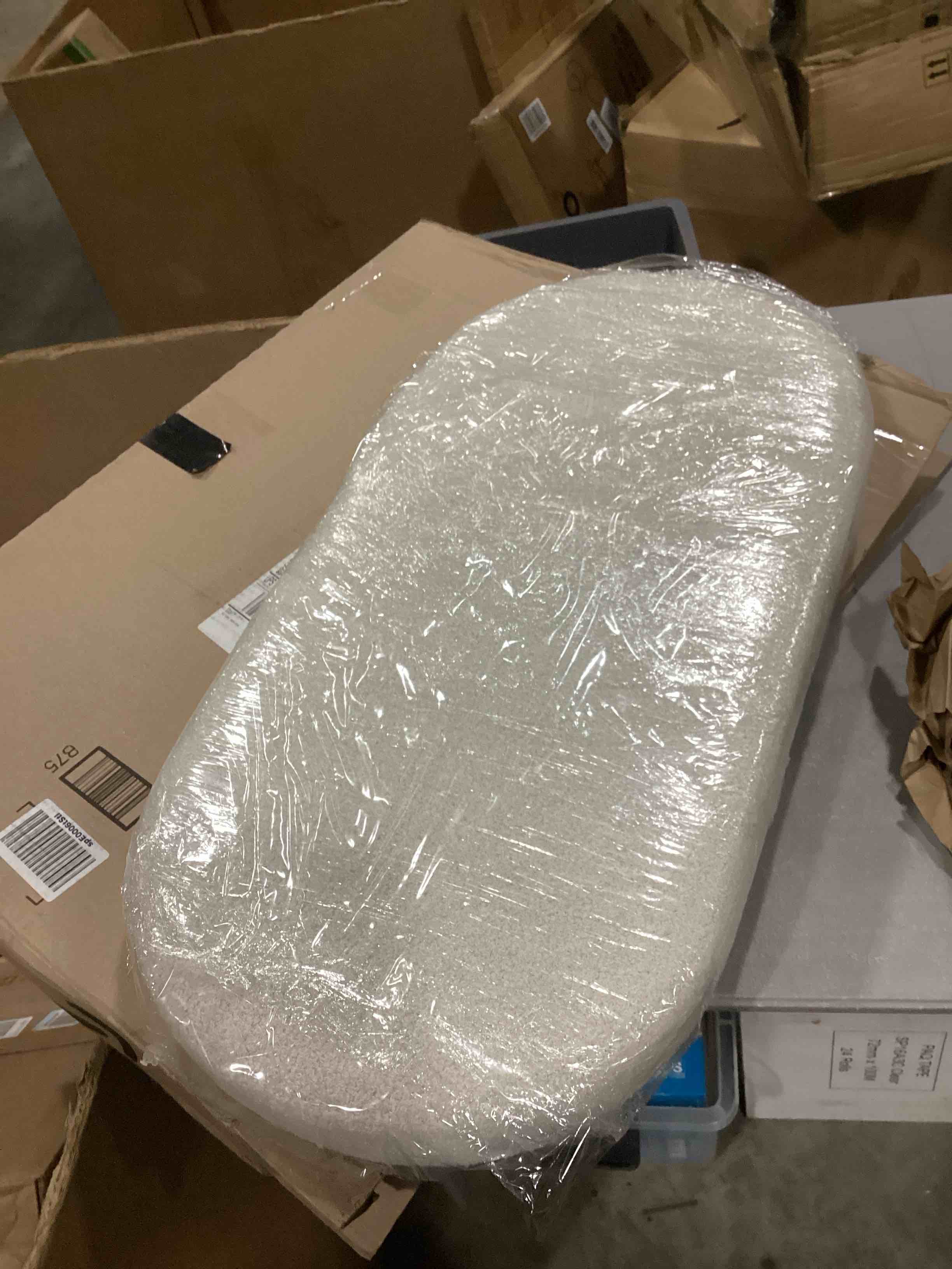 https://s3.amazonaws.com/lotting-images-prod/bidfta/RED6680178_1733228261933.jpeg