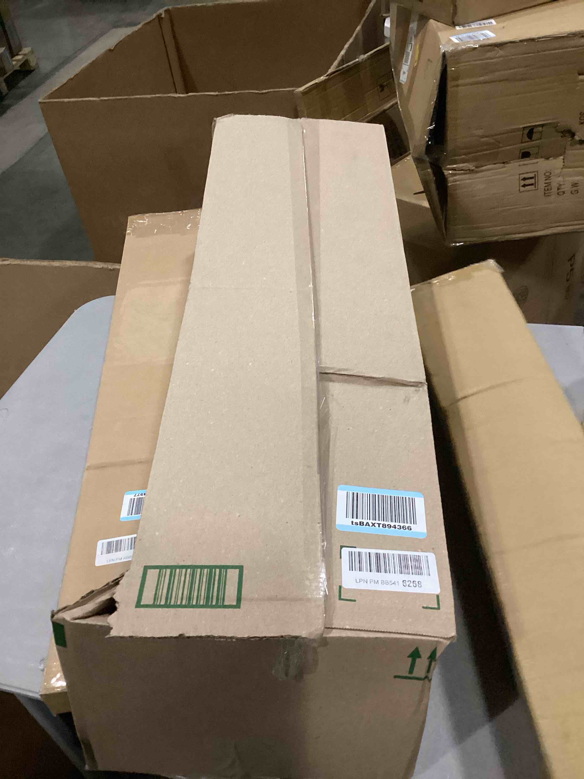 https://s3.amazonaws.com/lotting-images-prod/bidfta/RED6680180_1733228513362.jpeg
