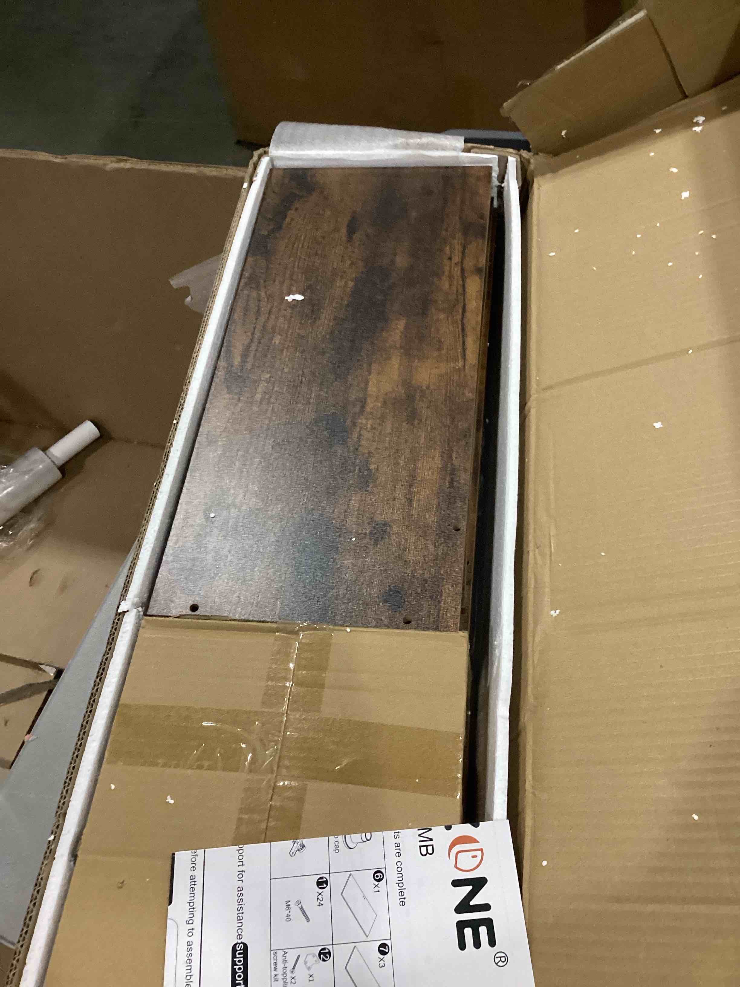 https://s3.amazonaws.com/lotting-images-prod/bidfta/RED6680187_1733229363369.jpeg