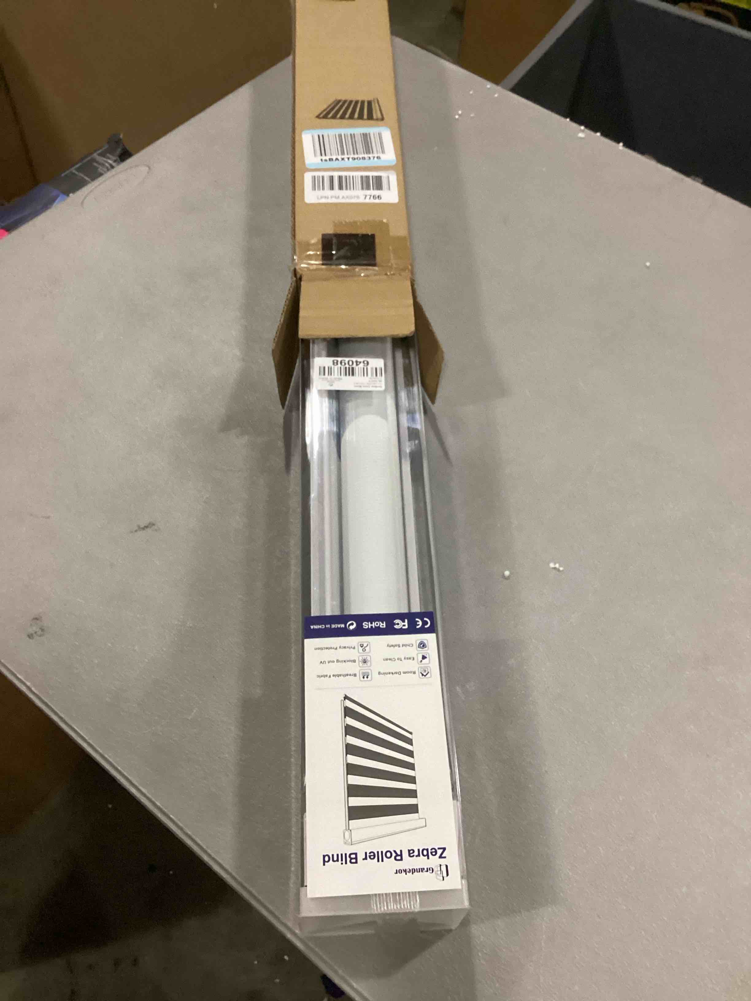 https://s3.amazonaws.com/lotting-images-prod/bidfta/RED6680207_1733232000375.jpeg