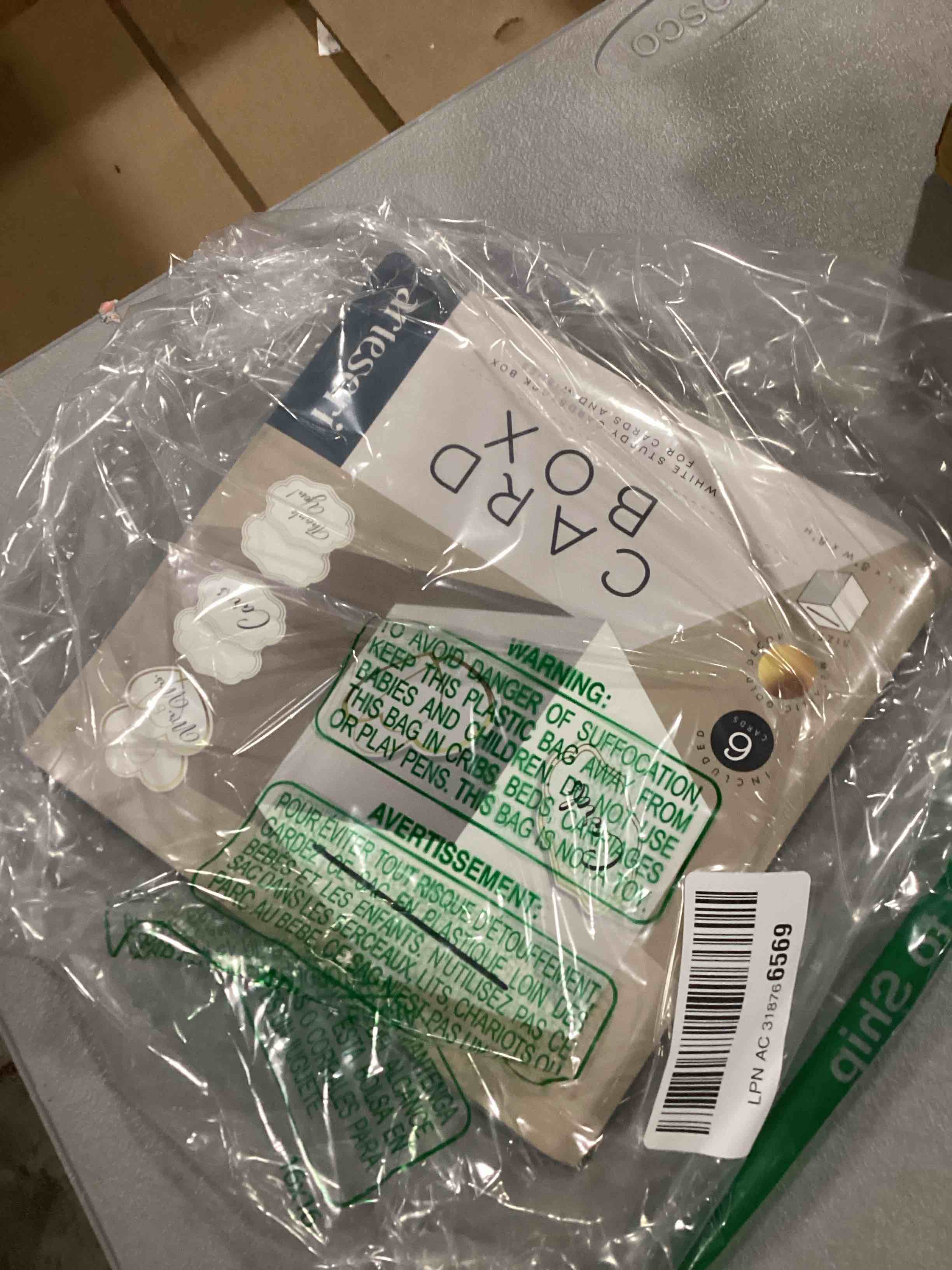 https://s3.amazonaws.com/lotting-images-prod/bidfta/RED6680426_1733314056282.jpeg