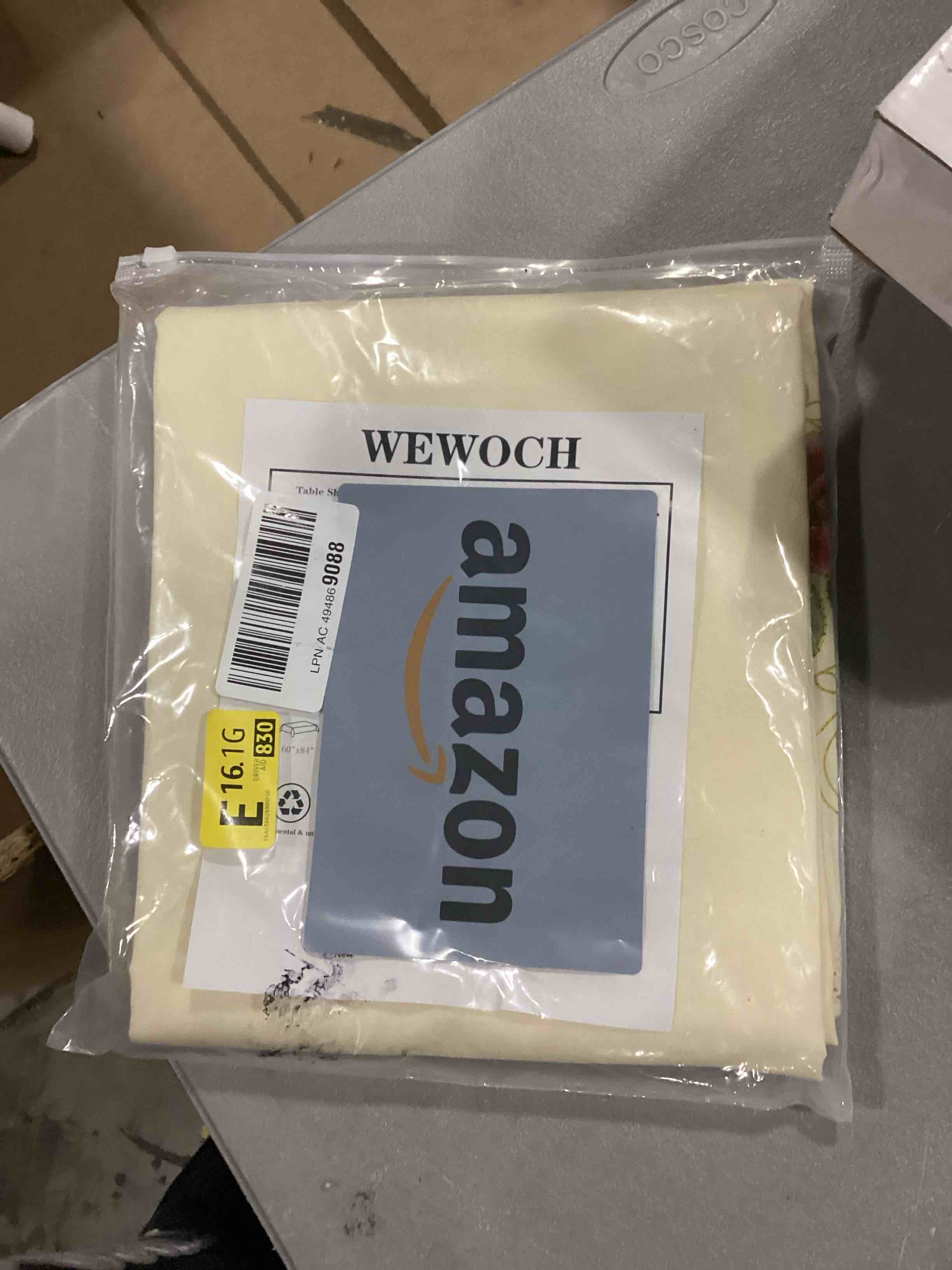 https://s3.amazonaws.com/lotting-images-prod/bidfta/RED6680491_1733320193023.jpeg