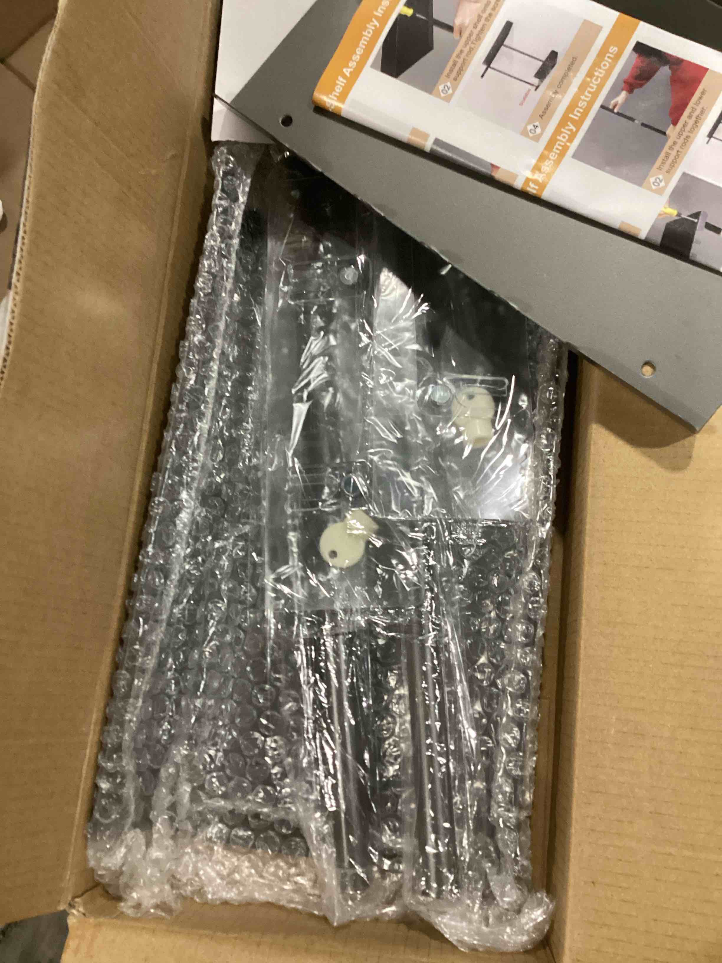 https://s3.amazonaws.com/lotting-images-prod/bidfta/RED6680492_1733320309422.jpeg