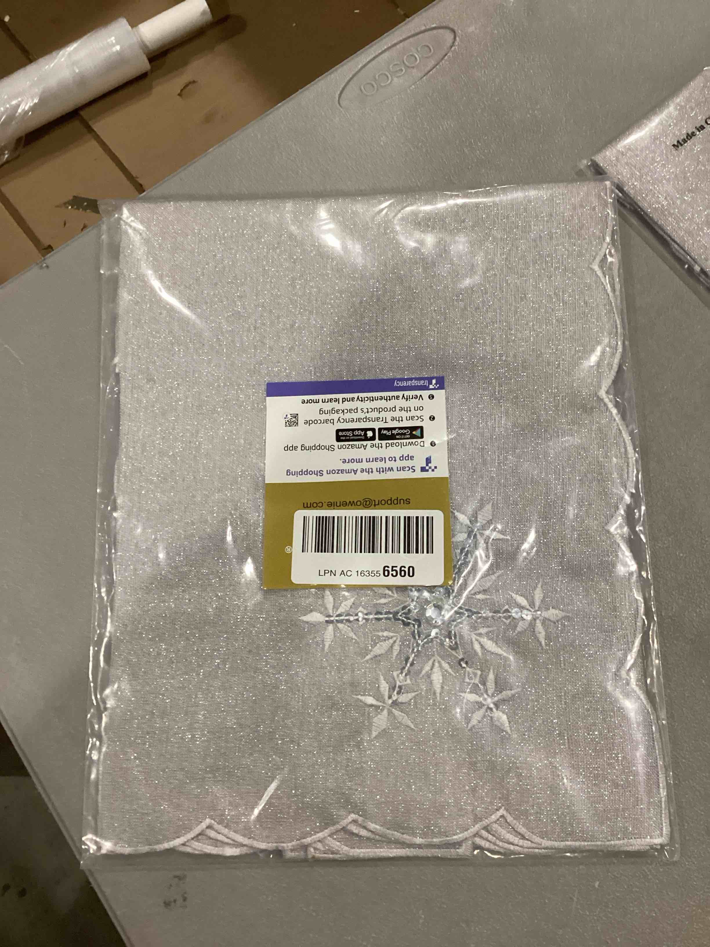 https://s3.amazonaws.com/lotting-images-prod/bidfta/RED6681394_1733922866730.jpeg
