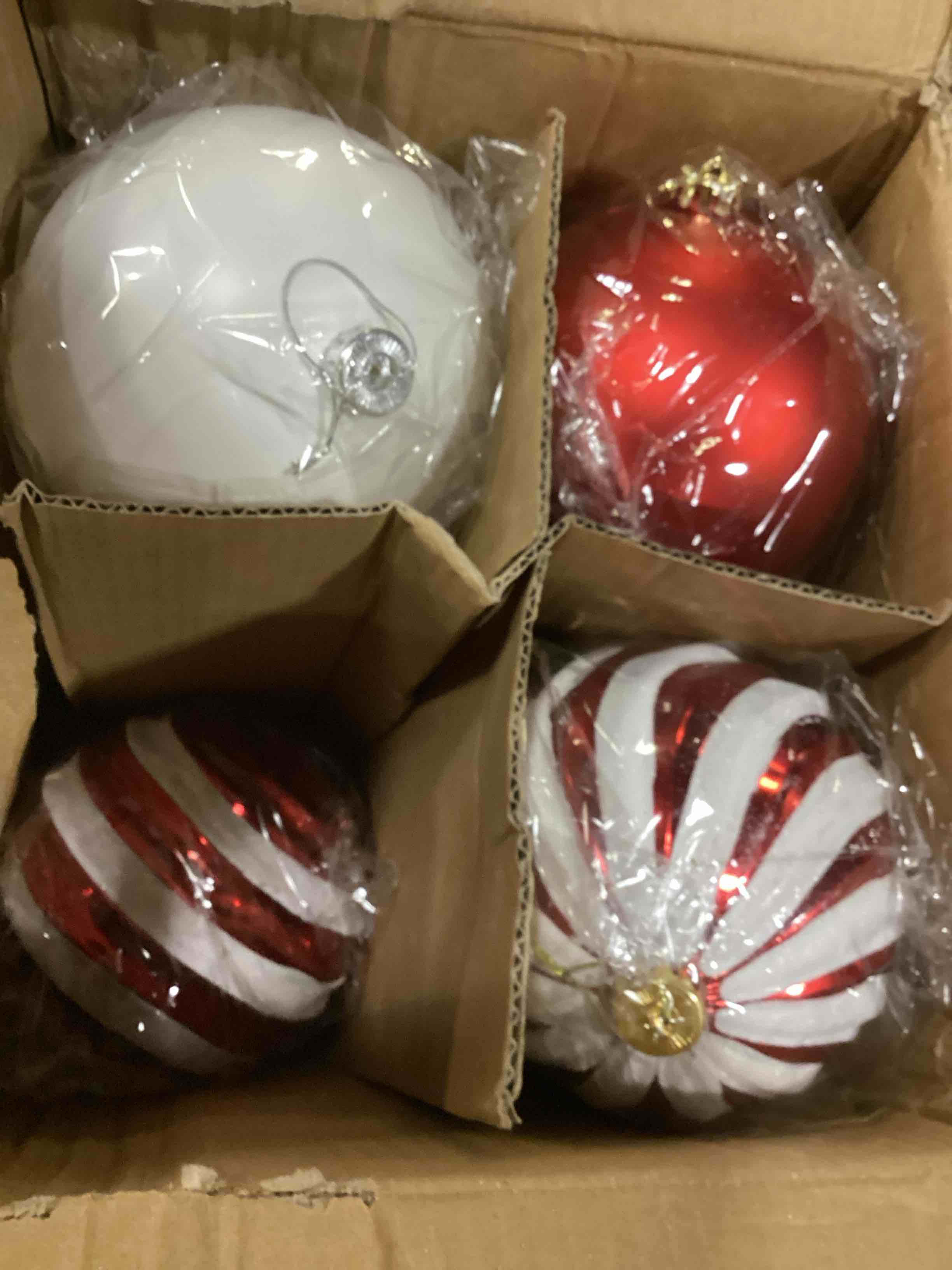 https://s3.amazonaws.com/lotting-images-prod/bidfta/RED6681511_1732034434724.jpeg