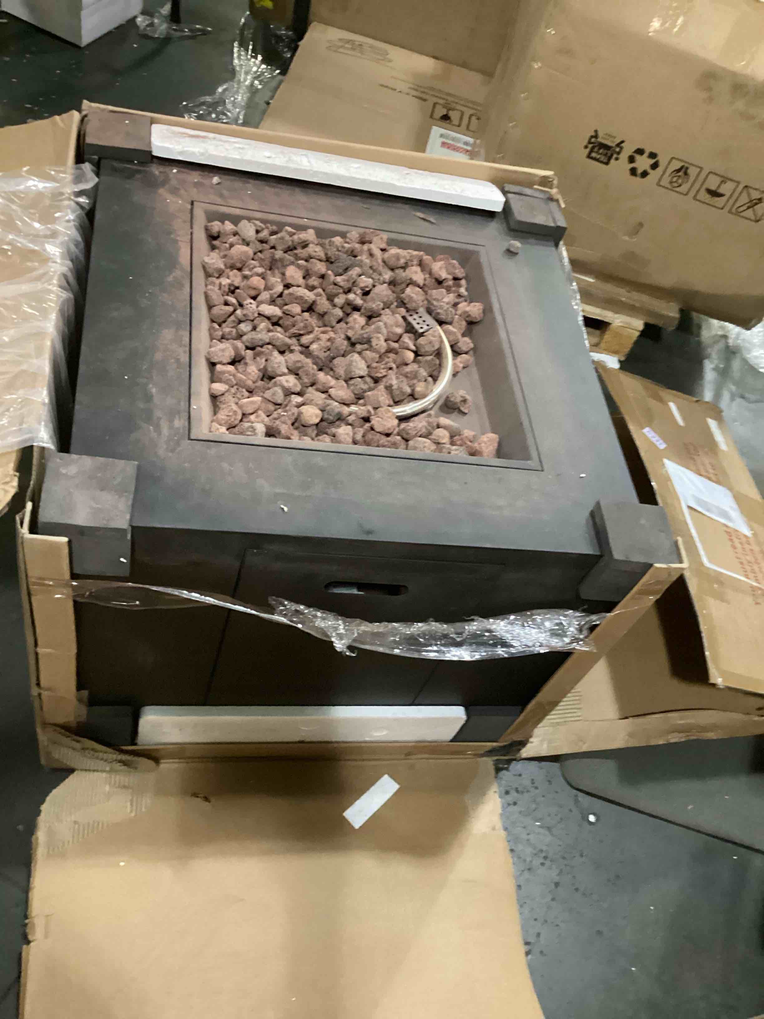 https://s3.amazonaws.com/lotting-images-prod/bidfta/RED6681606_1732113166444.jpeg