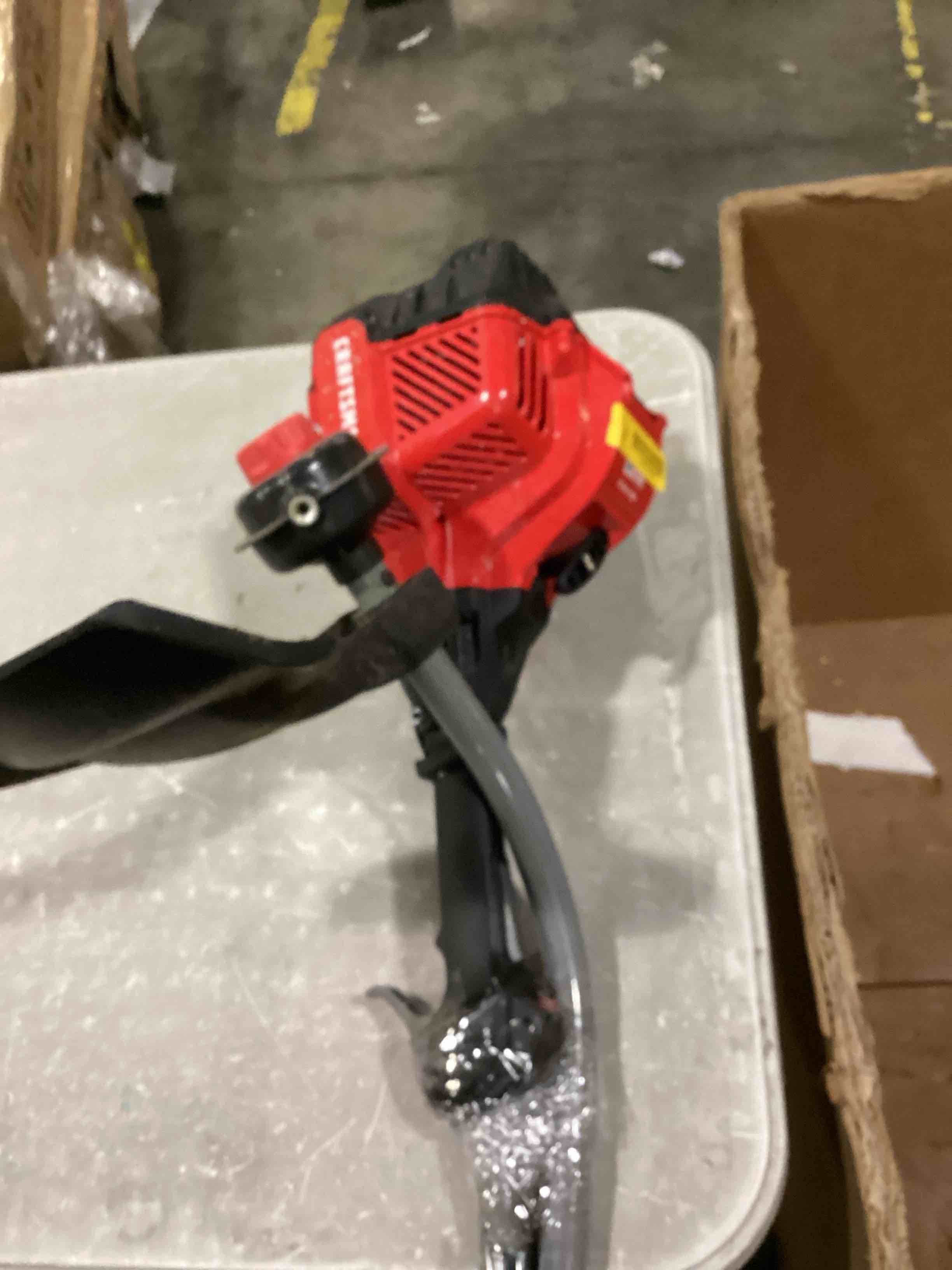 https://s3.amazonaws.com/lotting-images-prod/bidfta/RED6681808_1732215367940.jpeg