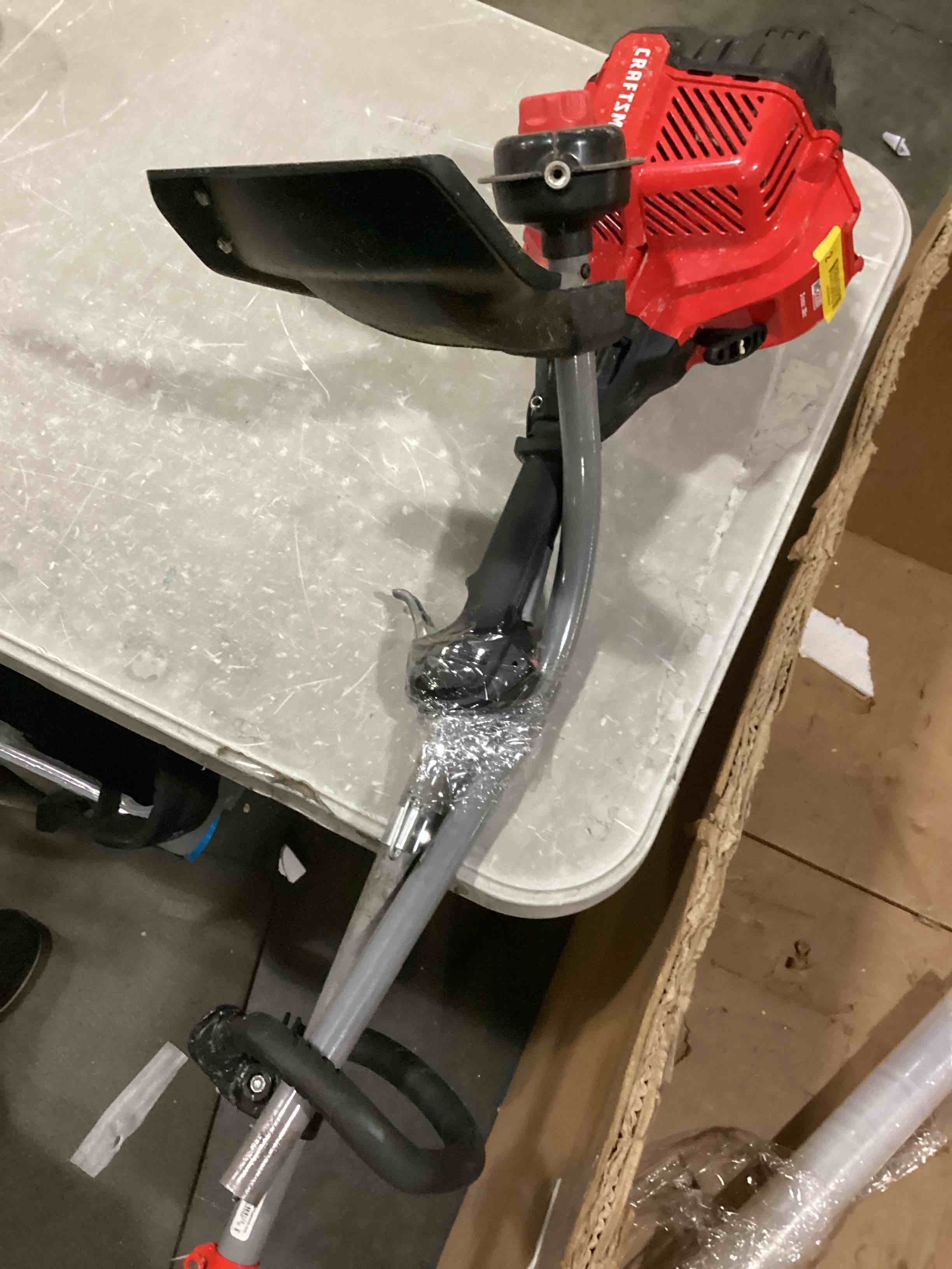 https://s3.amazonaws.com/lotting-images-prod/bidfta/RED6681808_1732215369568.jpeg