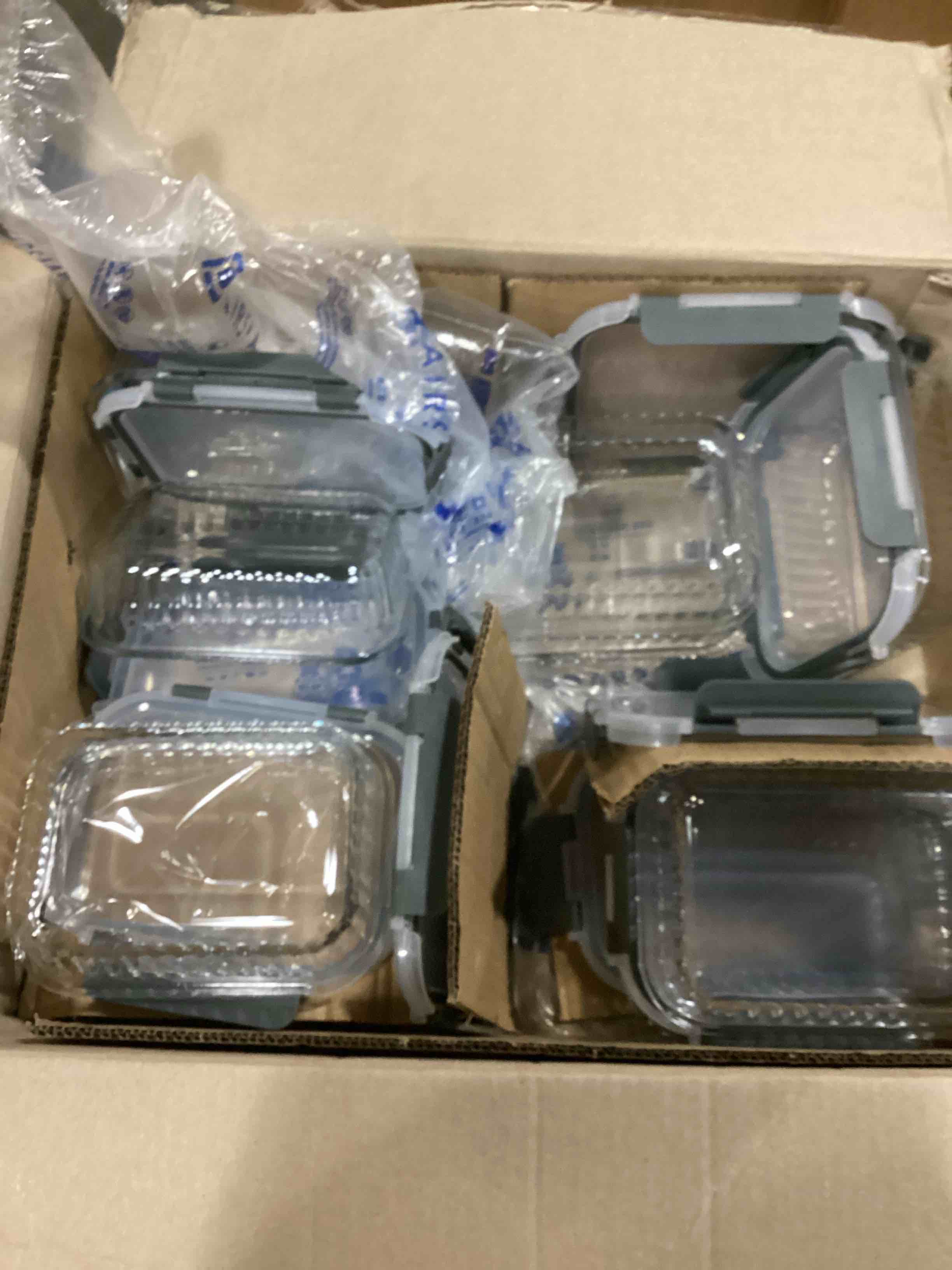 https://s3.amazonaws.com/lotting-images-prod/bidfta/RED6681999_1732537669712.jpeg
