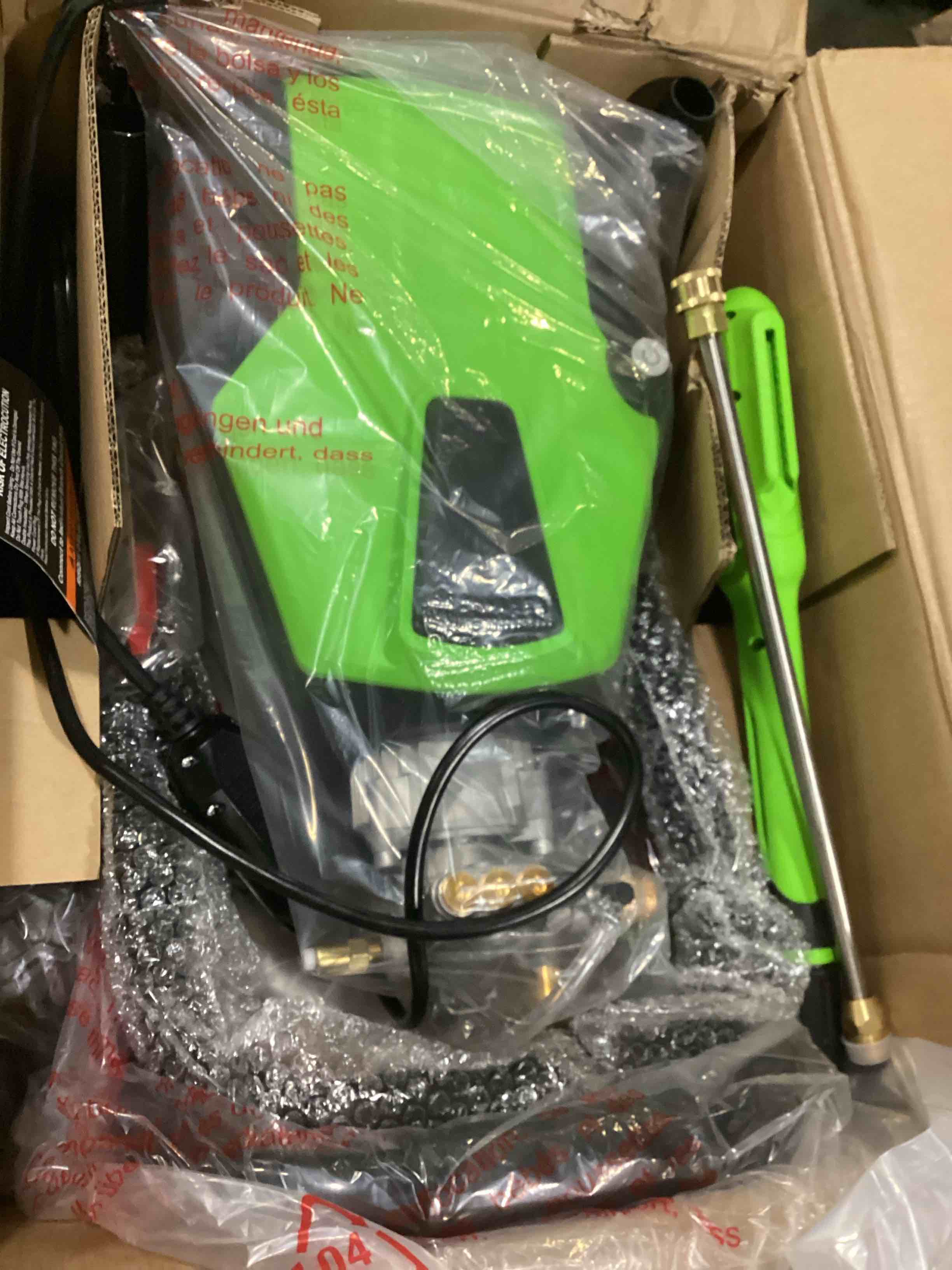 https://s3.amazonaws.com/lotting-images-prod/bidfta/RED6682340_1733170340332.jpeg