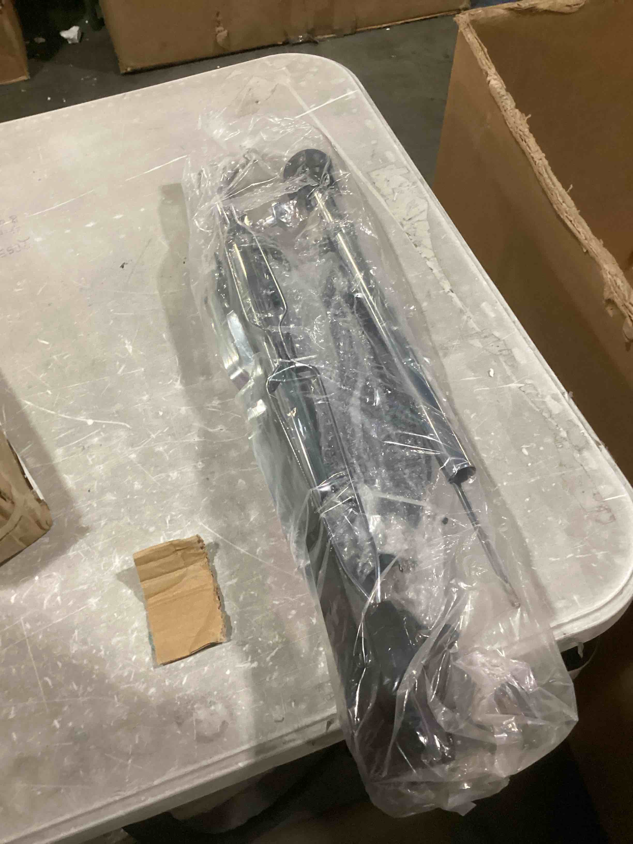 https://s3.amazonaws.com/lotting-images-prod/bidfta/RED6682442_1733251556707.jpeg
