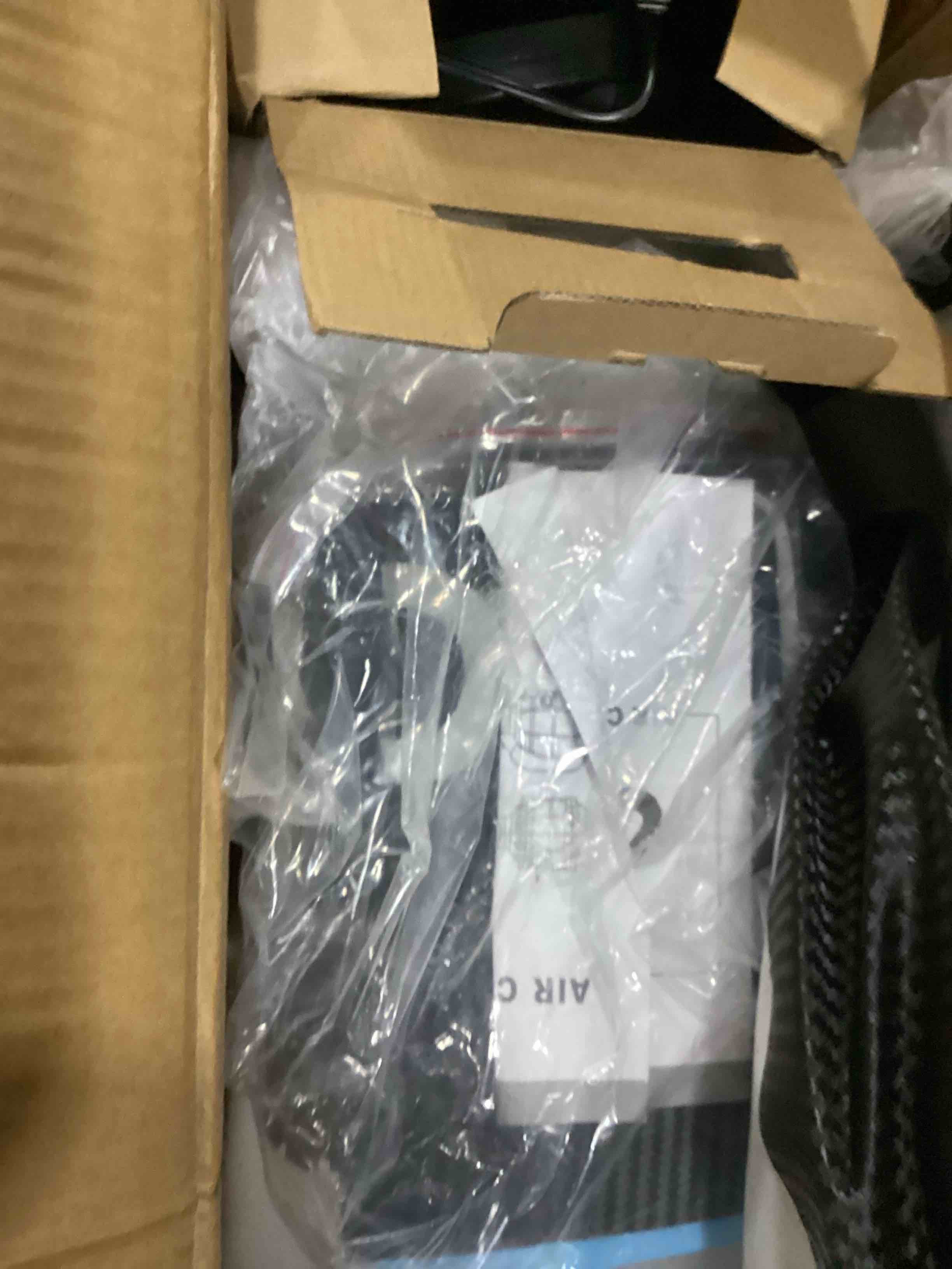 https://s3.amazonaws.com/lotting-images-prod/bidfta/RED6682520_1733322082416.jpeg