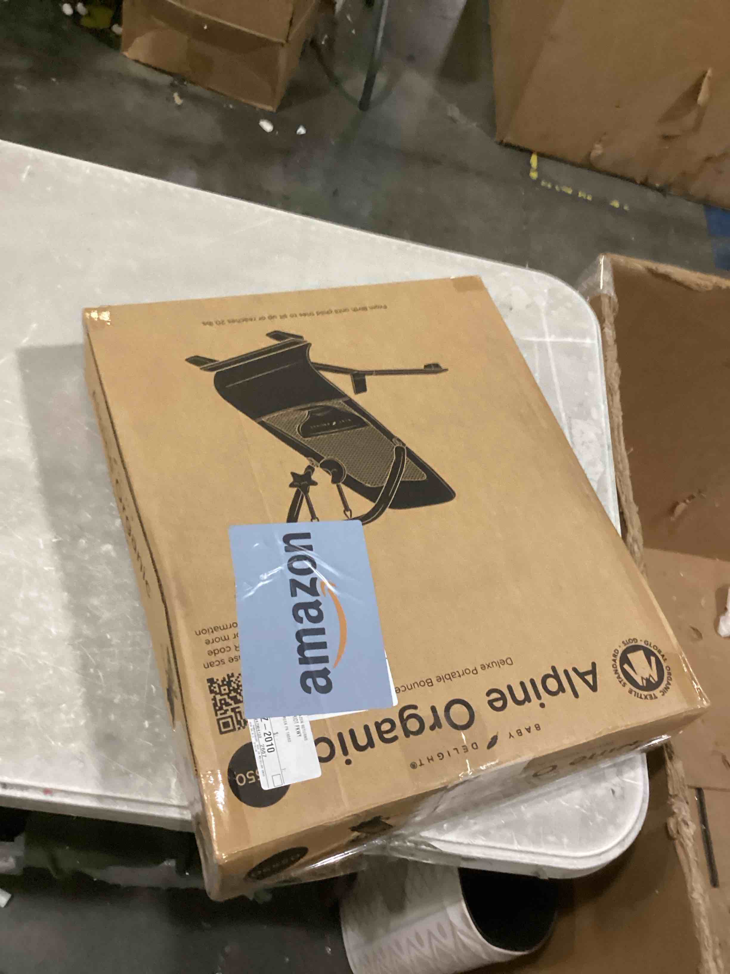https://s3.amazonaws.com/lotting-images-prod/bidfta/RED6682536_1733324139200.jpeg