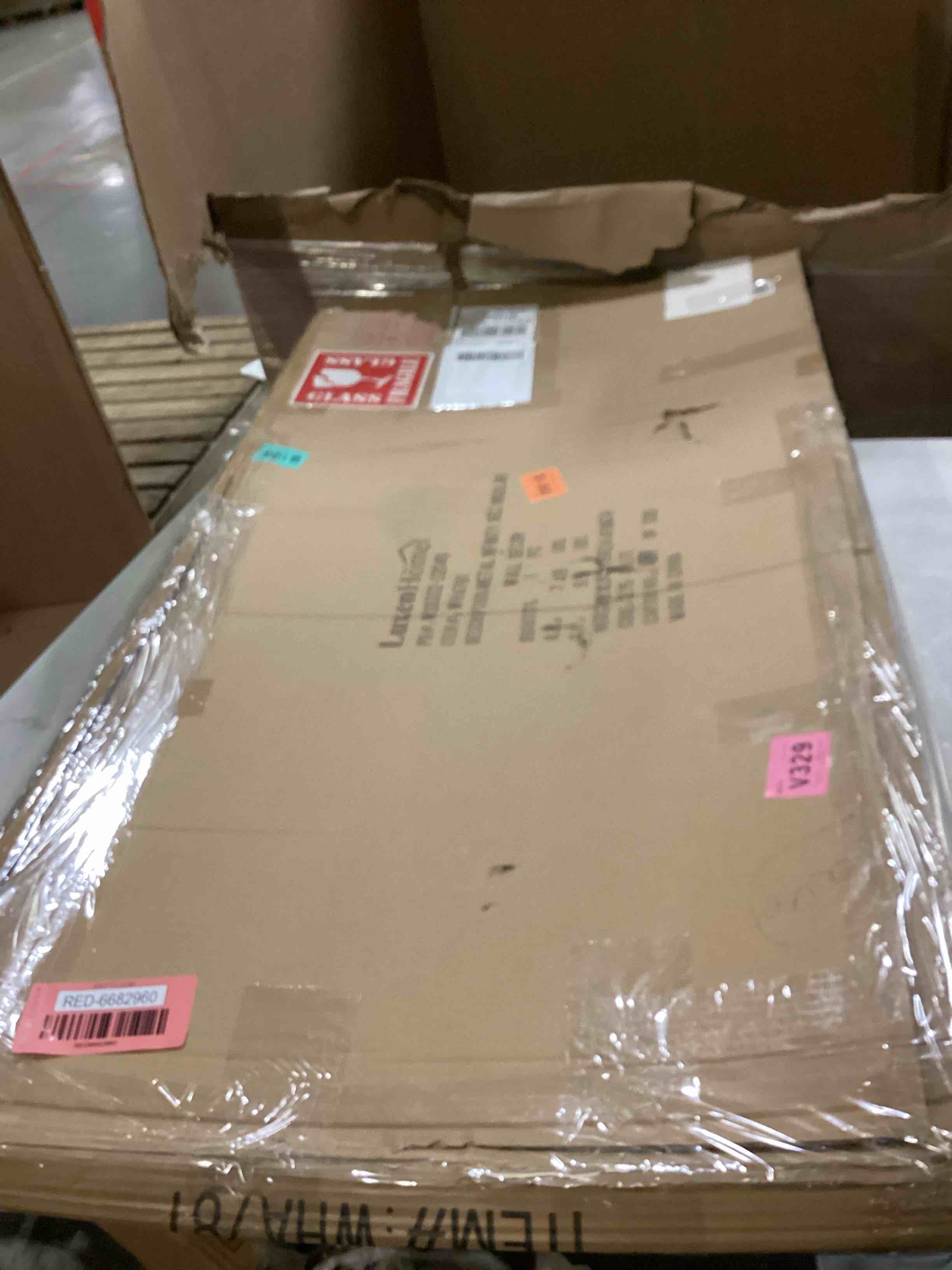 https://s3.amazonaws.com/lotting-images-prod/bidfta/RED6682960_1732553053814.jpeg