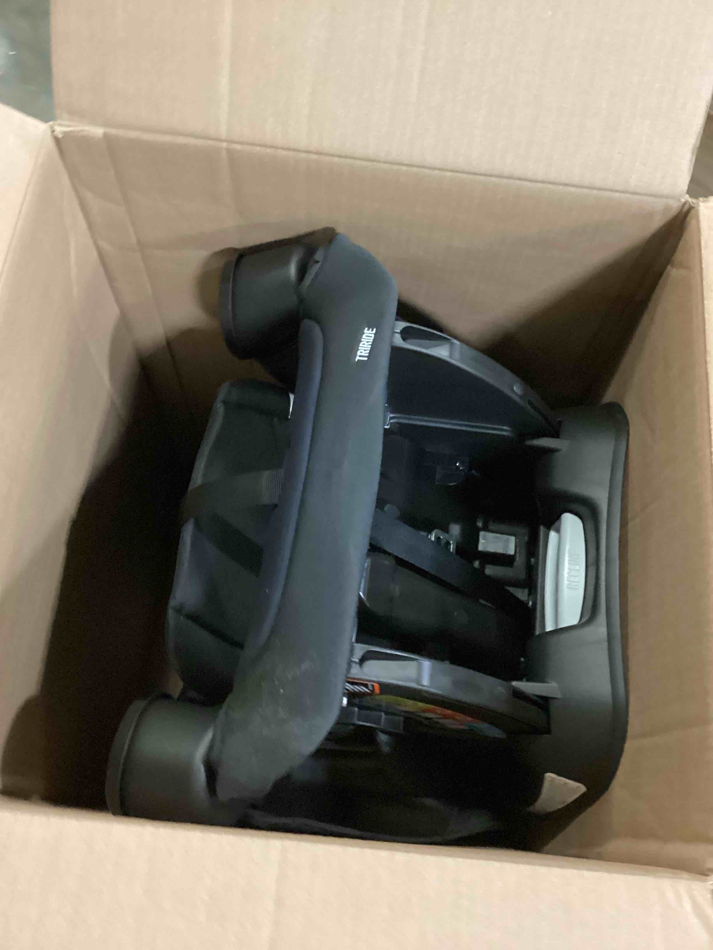 https://s3.amazonaws.com/lotting-images-prod/bidfta/RED6683202_1732885229748.jpeg