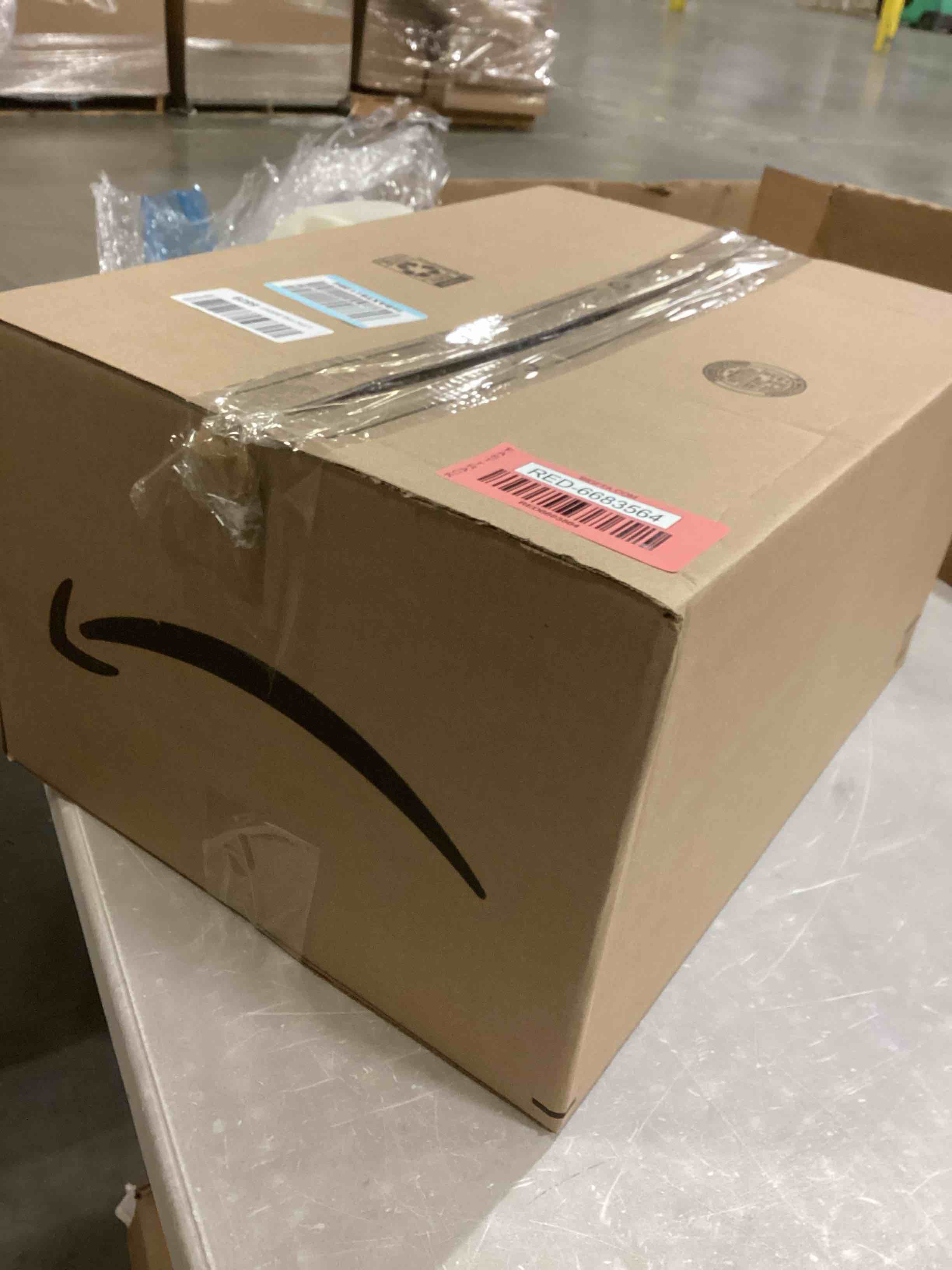 https://s3.amazonaws.com/lotting-images-prod/bidfta/RED6683564_1733314033465.jpeg