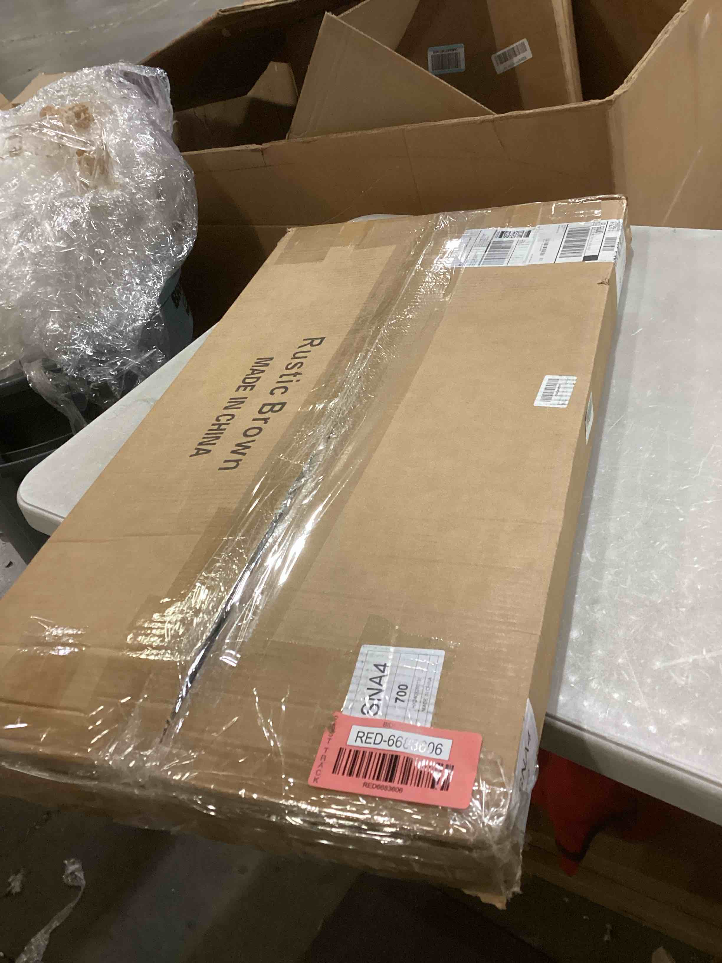 https://s3.amazonaws.com/lotting-images-prod/bidfta/RED6683606_1733320887905.jpeg