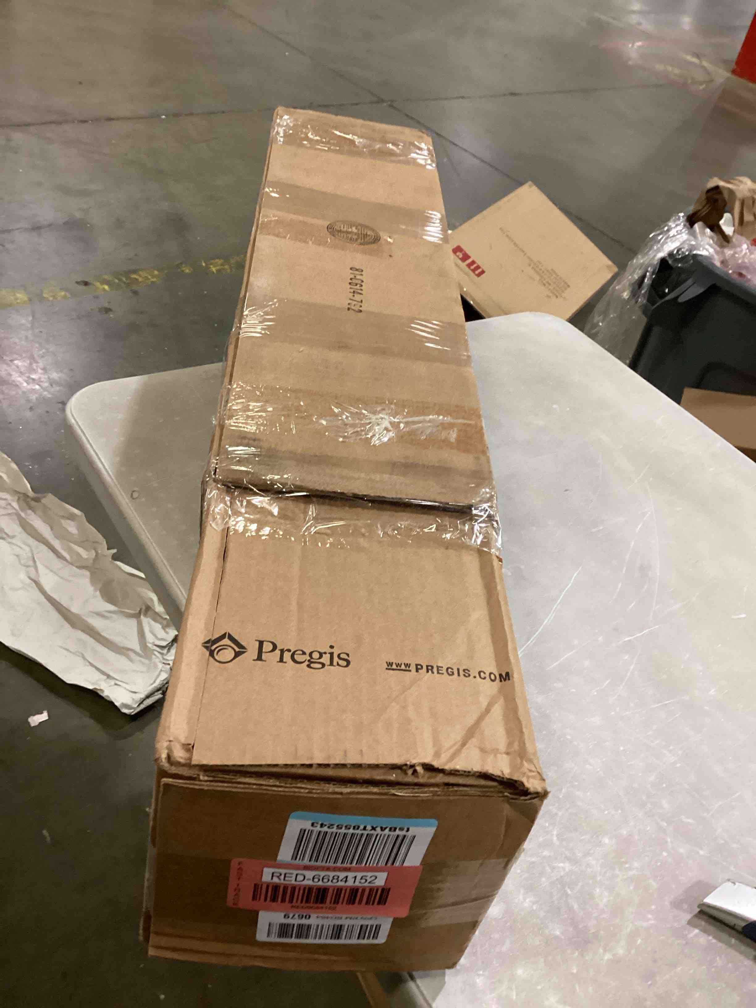 https://s3.amazonaws.com/lotting-images-prod/bidfta/RED6684152_1734008964648.jpeg