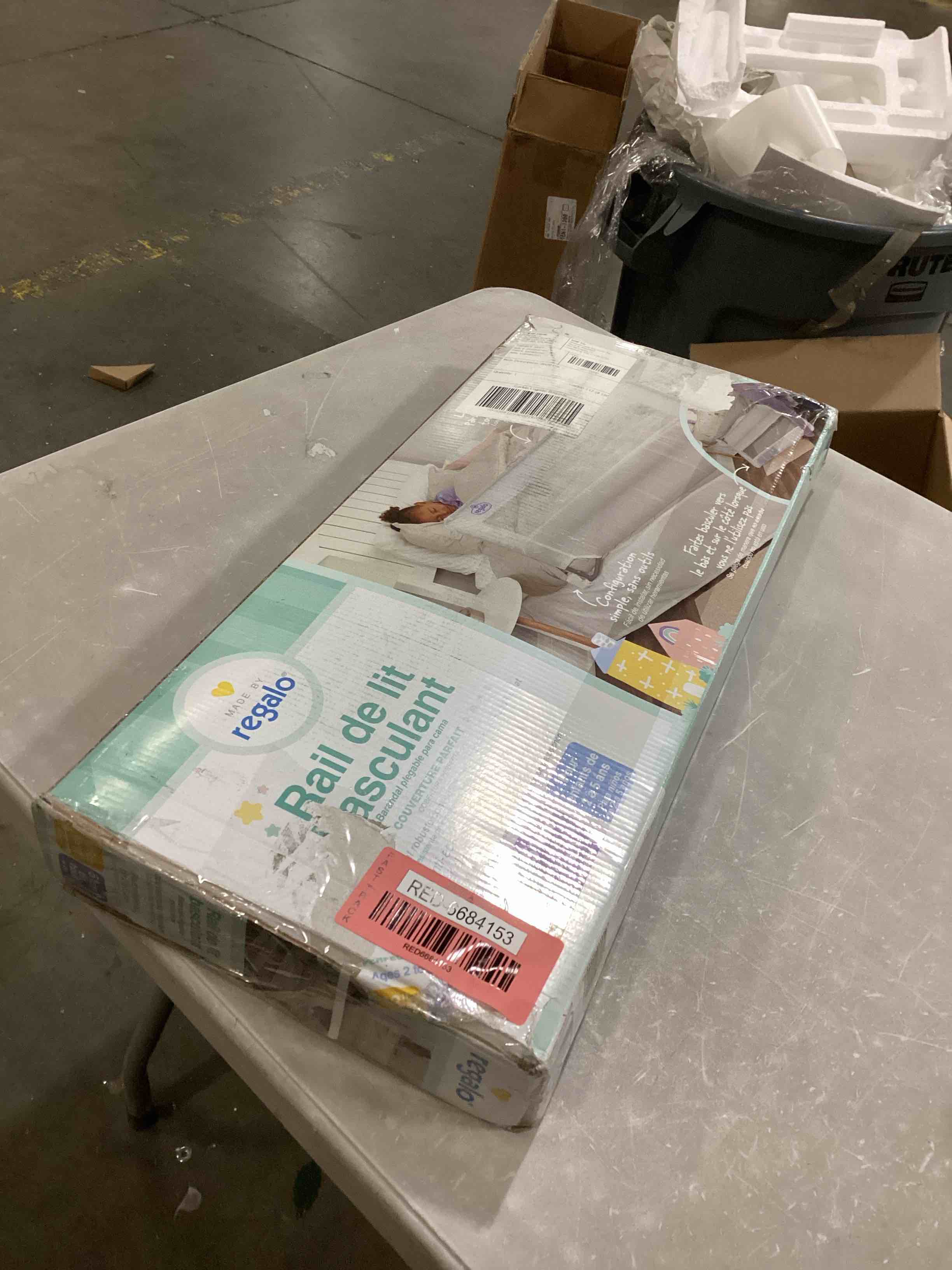 https://s3.amazonaws.com/lotting-images-prod/bidfta/RED6684153_1734009102481.jpeg