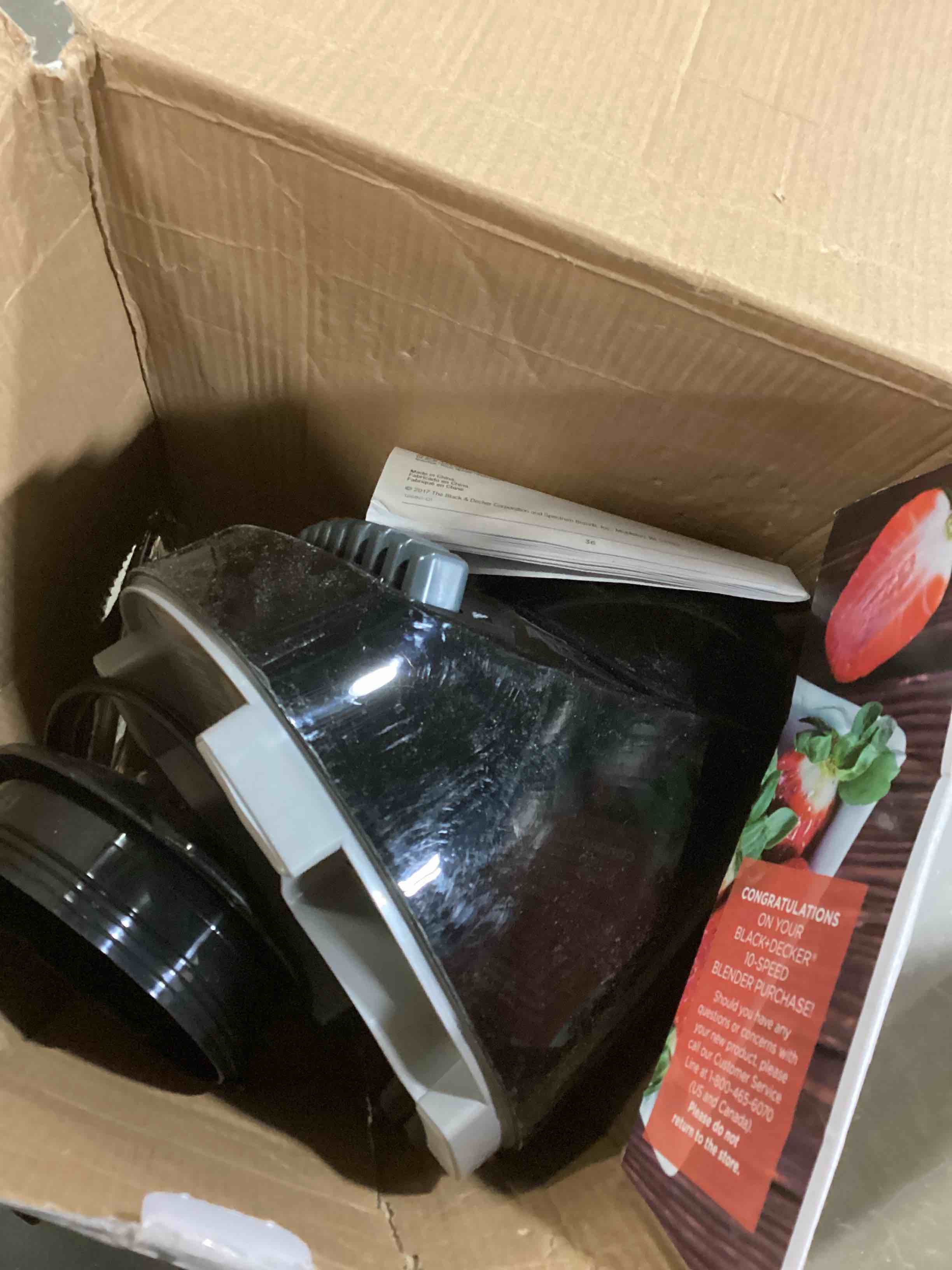 https://s3.amazonaws.com/lotting-images-prod/bidfta/RED6684202_1734018630744.jpeg