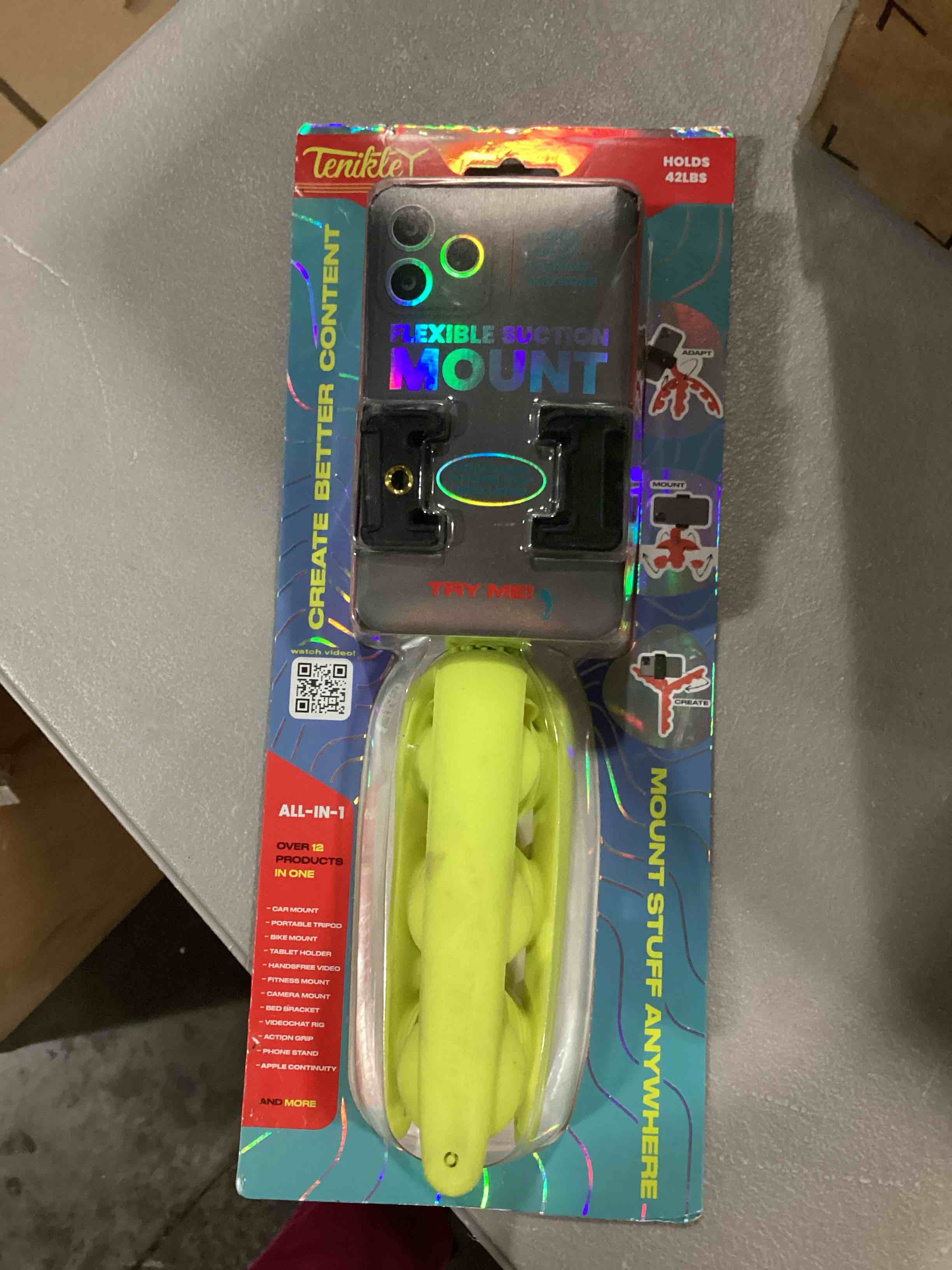 https://s3.amazonaws.com/lotting-images-prod/bidfta/RED6684764_1732023665375.jpeg