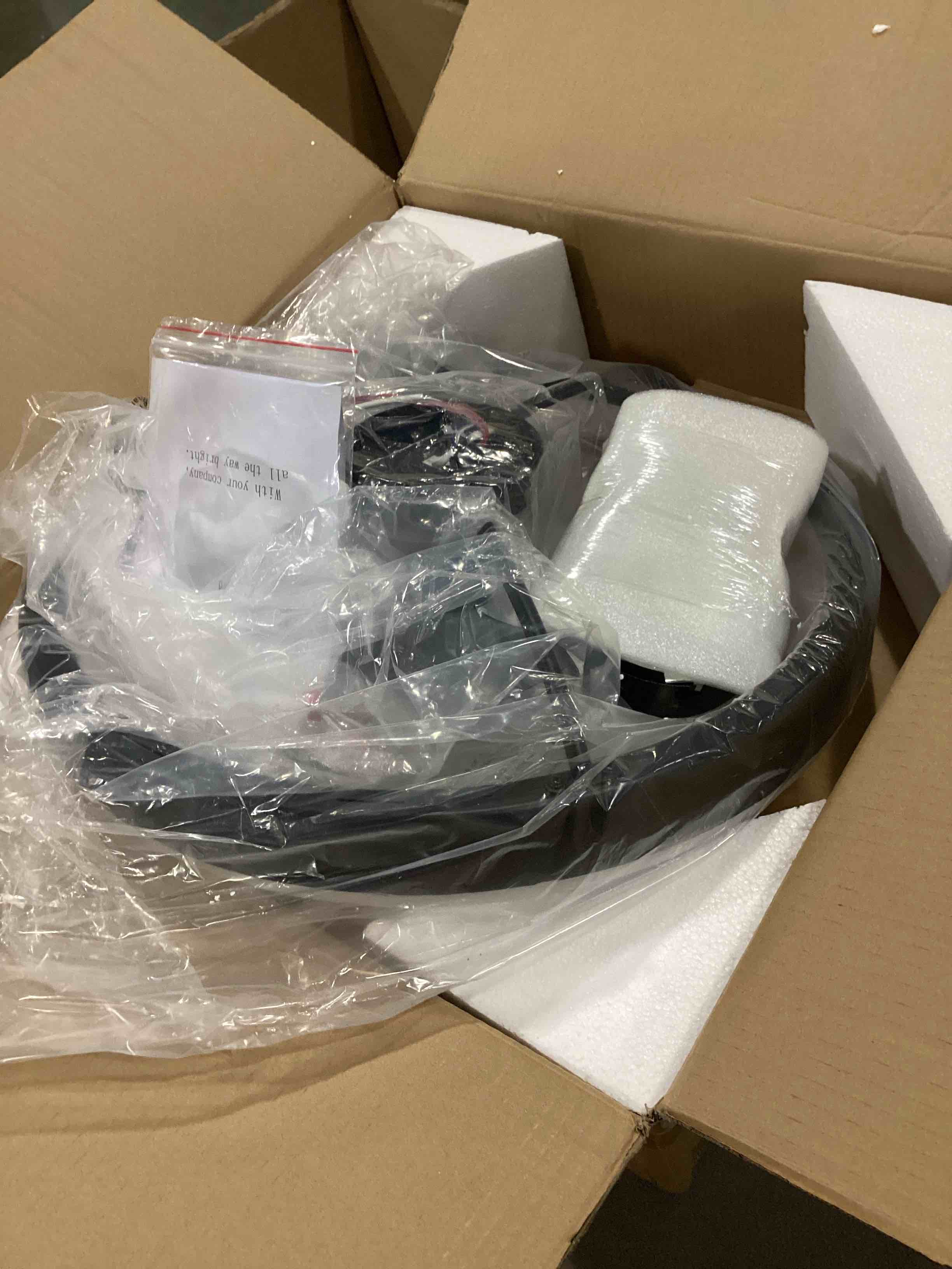 https://s3.amazonaws.com/lotting-images-prod/bidfta/RED6684819_1732035038724.jpeg