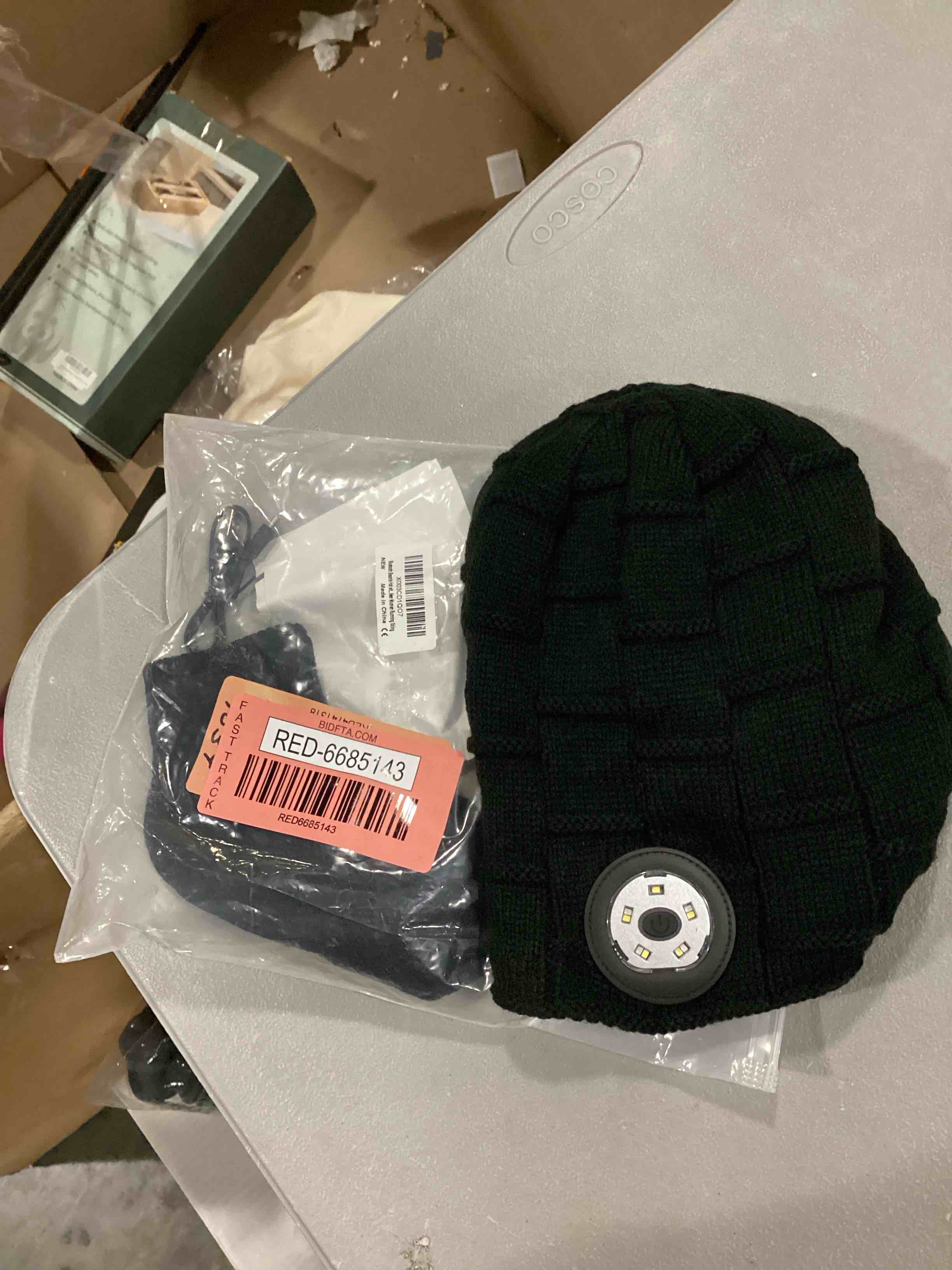 https://s3.amazonaws.com/lotting-images-prod/bidfta/RED6685143_1732131875237.jpeg