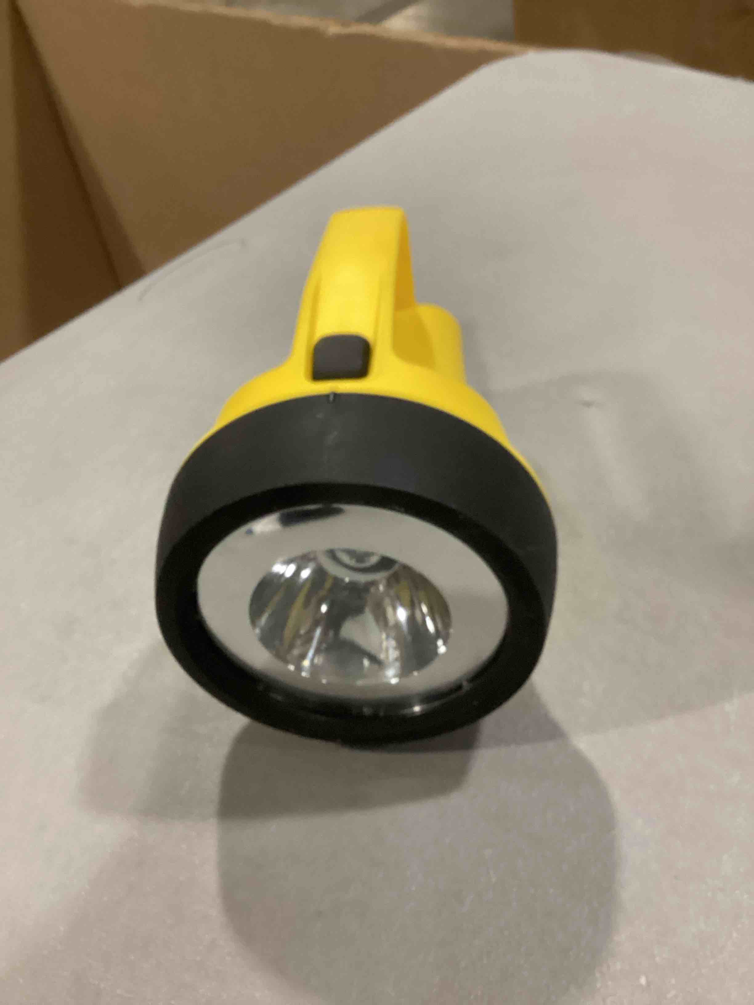 https://s3.amazonaws.com/lotting-images-prod/bidfta/RED6685649_1732548484060.jpeg