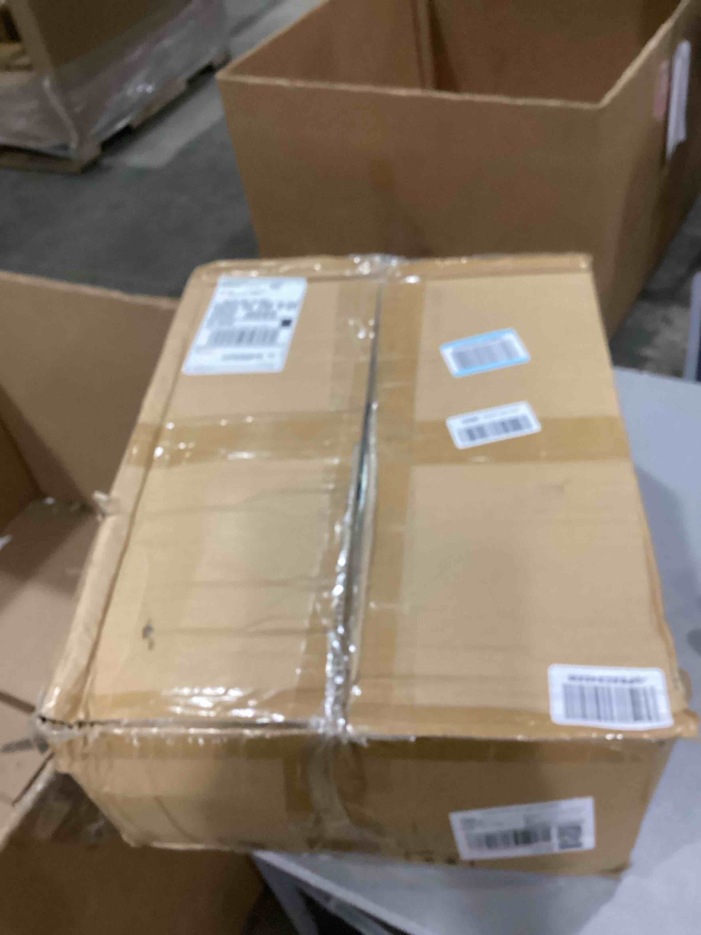 https://s3.amazonaws.com/lotting-images-prod/bidfta/RED6685940_1732723858602.jpeg