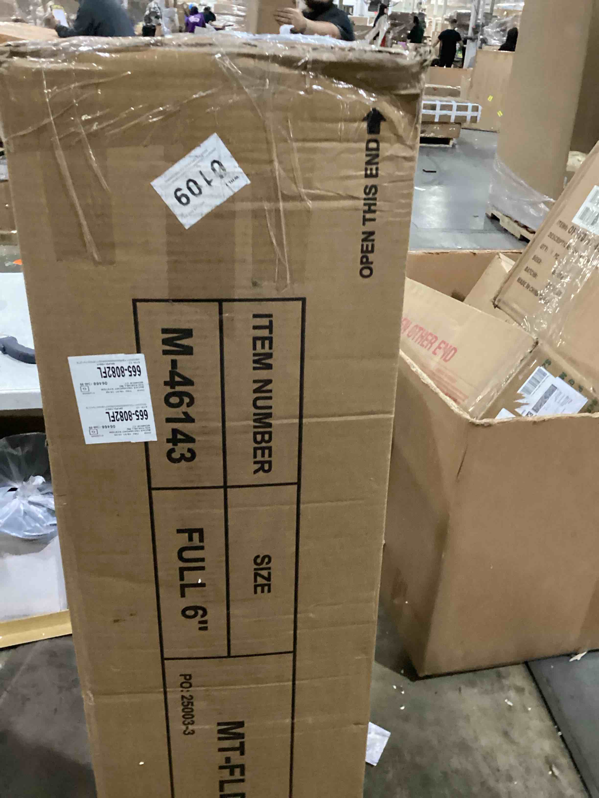 https://s3.amazonaws.com/lotting-images-prod/bidfta/RED6686248_1732725562486.jpeg