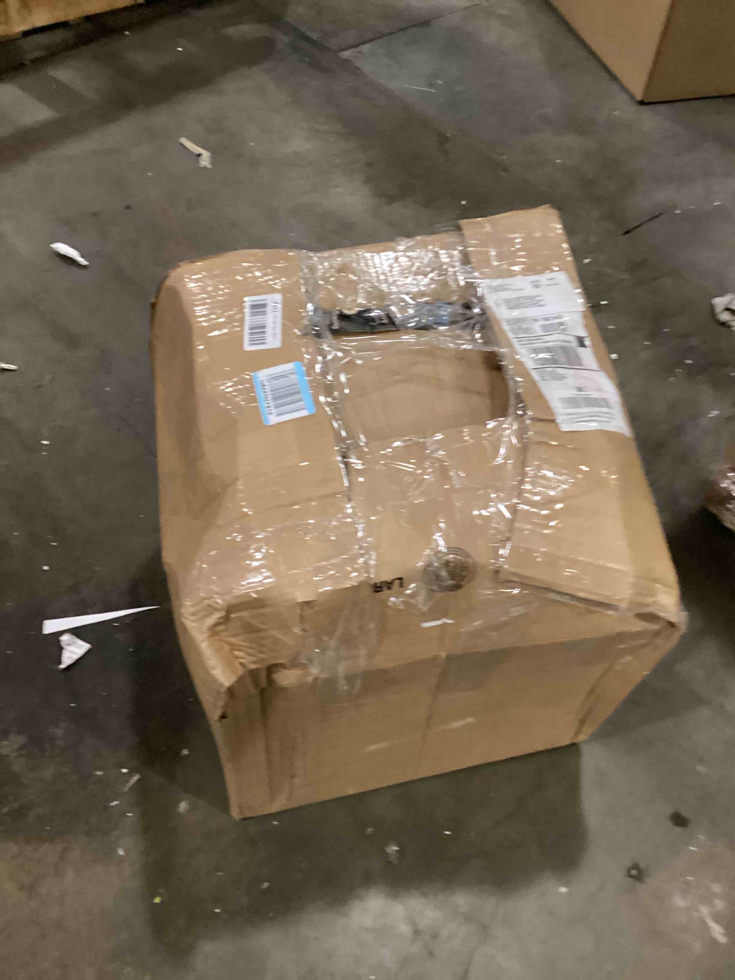 https://s3.amazonaws.com/lotting-images-prod/bidfta/RED6686305_1732736455715.jpeg