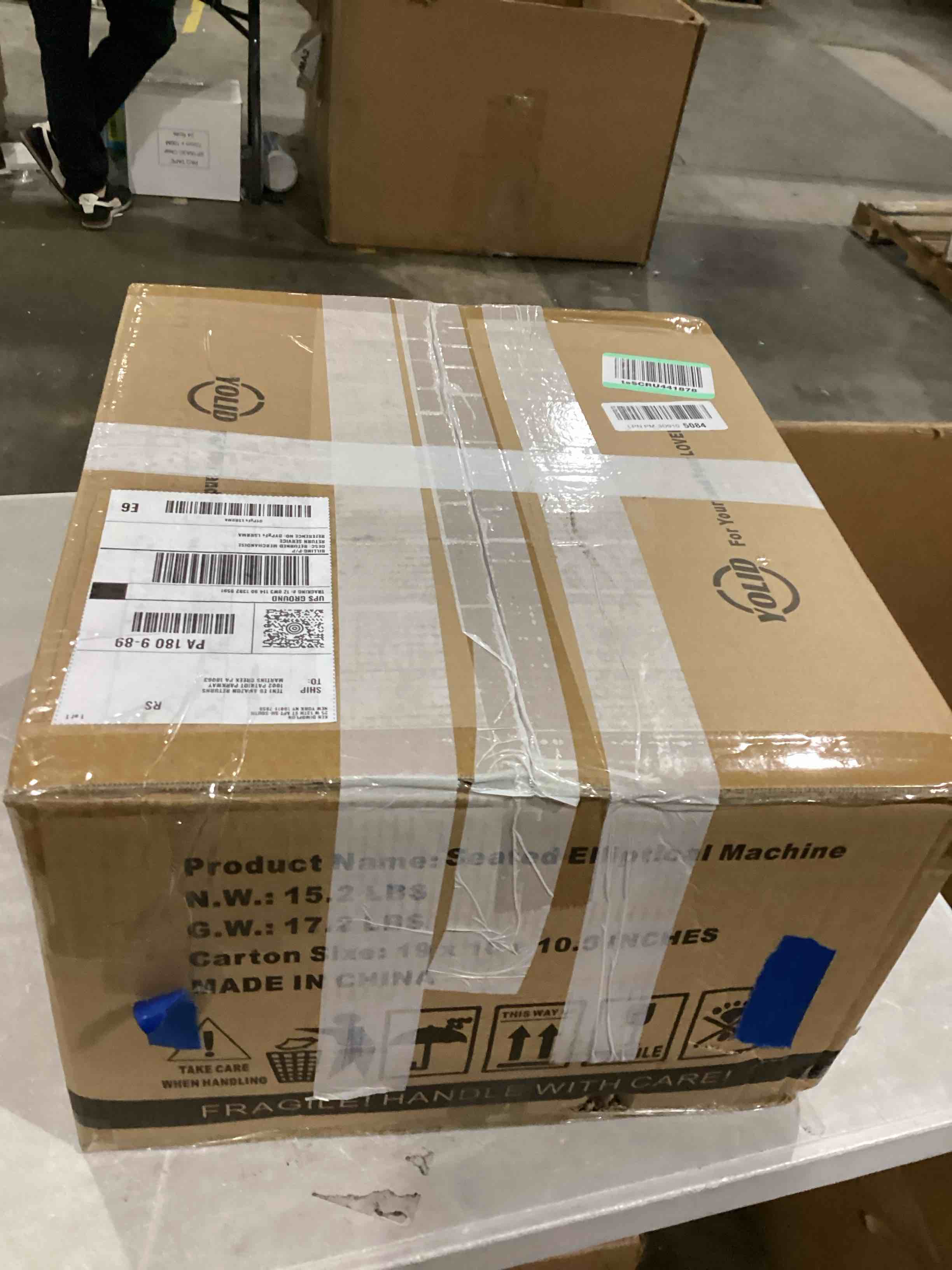 https://s3.amazonaws.com/lotting-images-prod/bidfta/RED6686415_1733164052743.jpeg