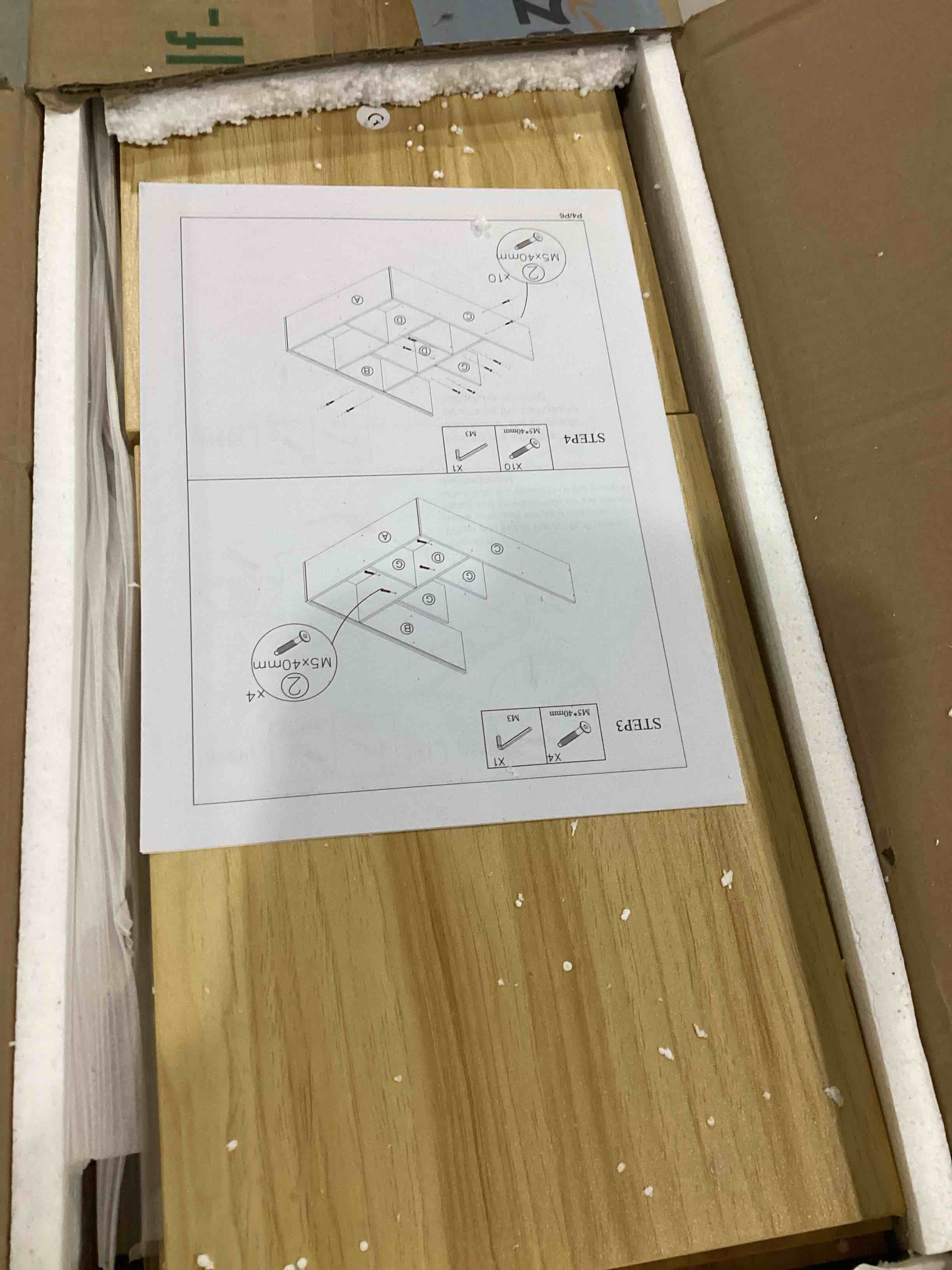 https://s3.amazonaws.com/lotting-images-prod/bidfta/RED6686432_1733168811992.jpeg