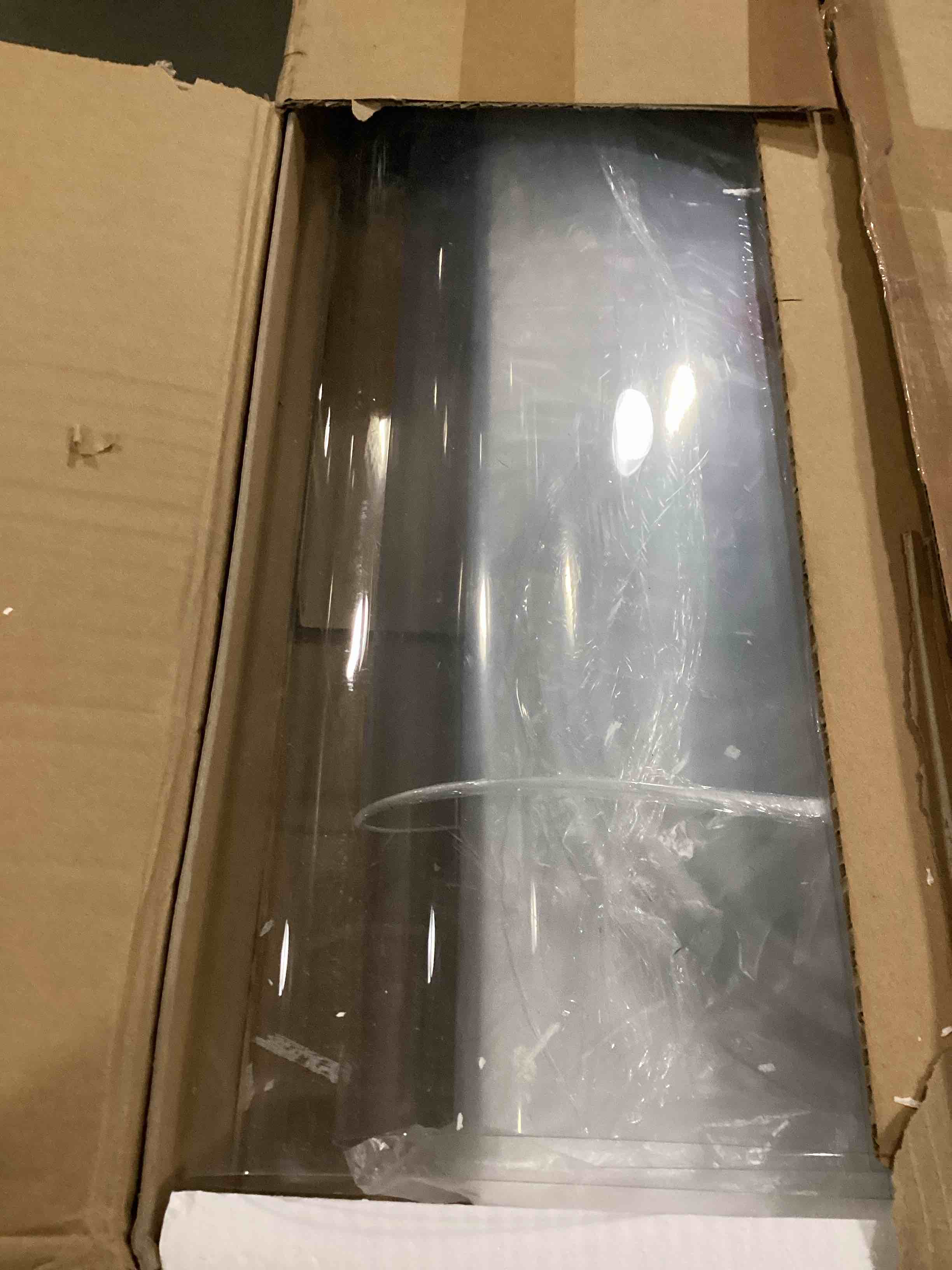https://s3.amazonaws.com/lotting-images-prod/bidfta/RED6686435_1733169151075.jpeg