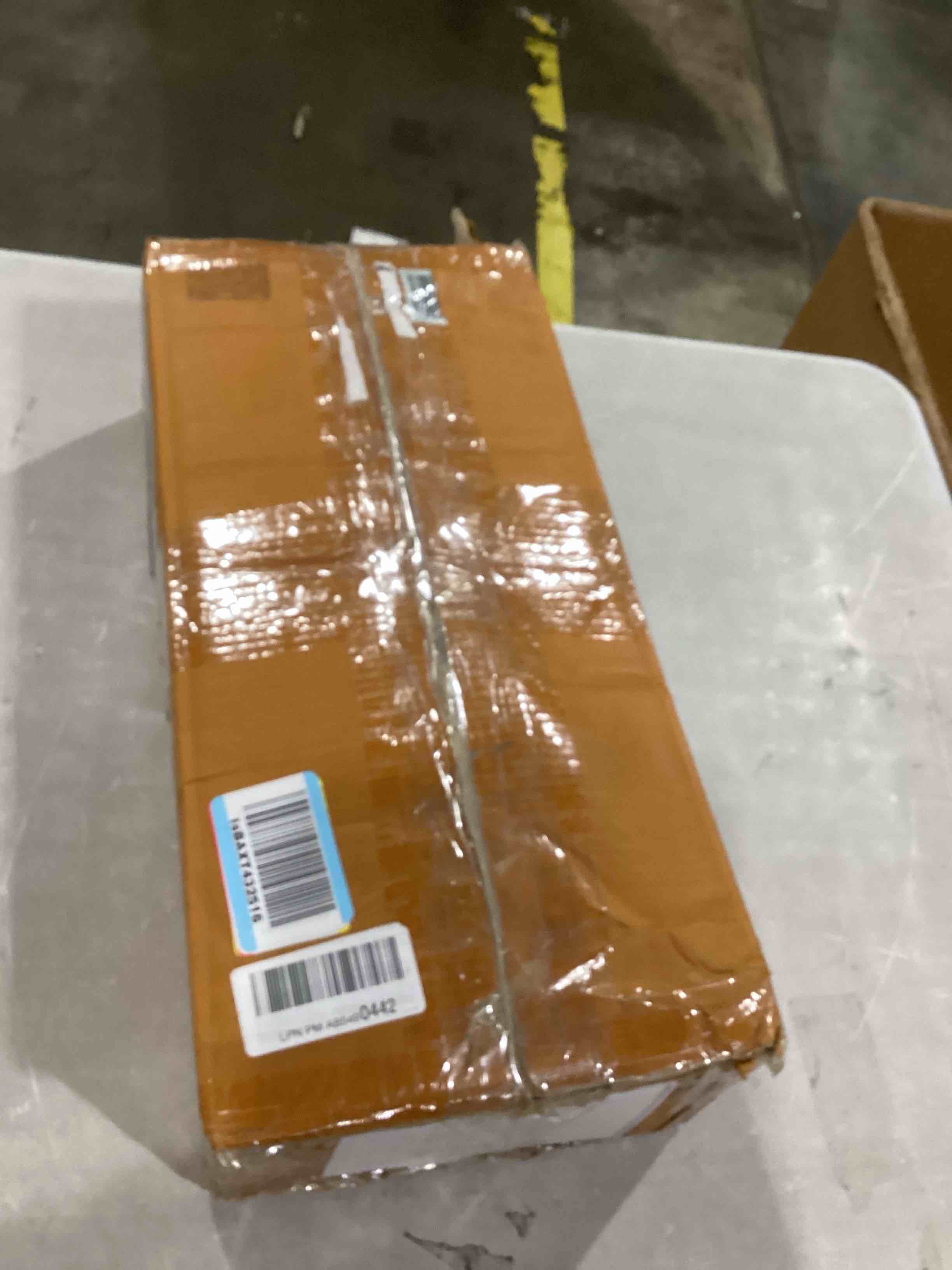https://s3.amazonaws.com/lotting-images-prod/bidfta/RED6686454_1733228210979.jpeg
